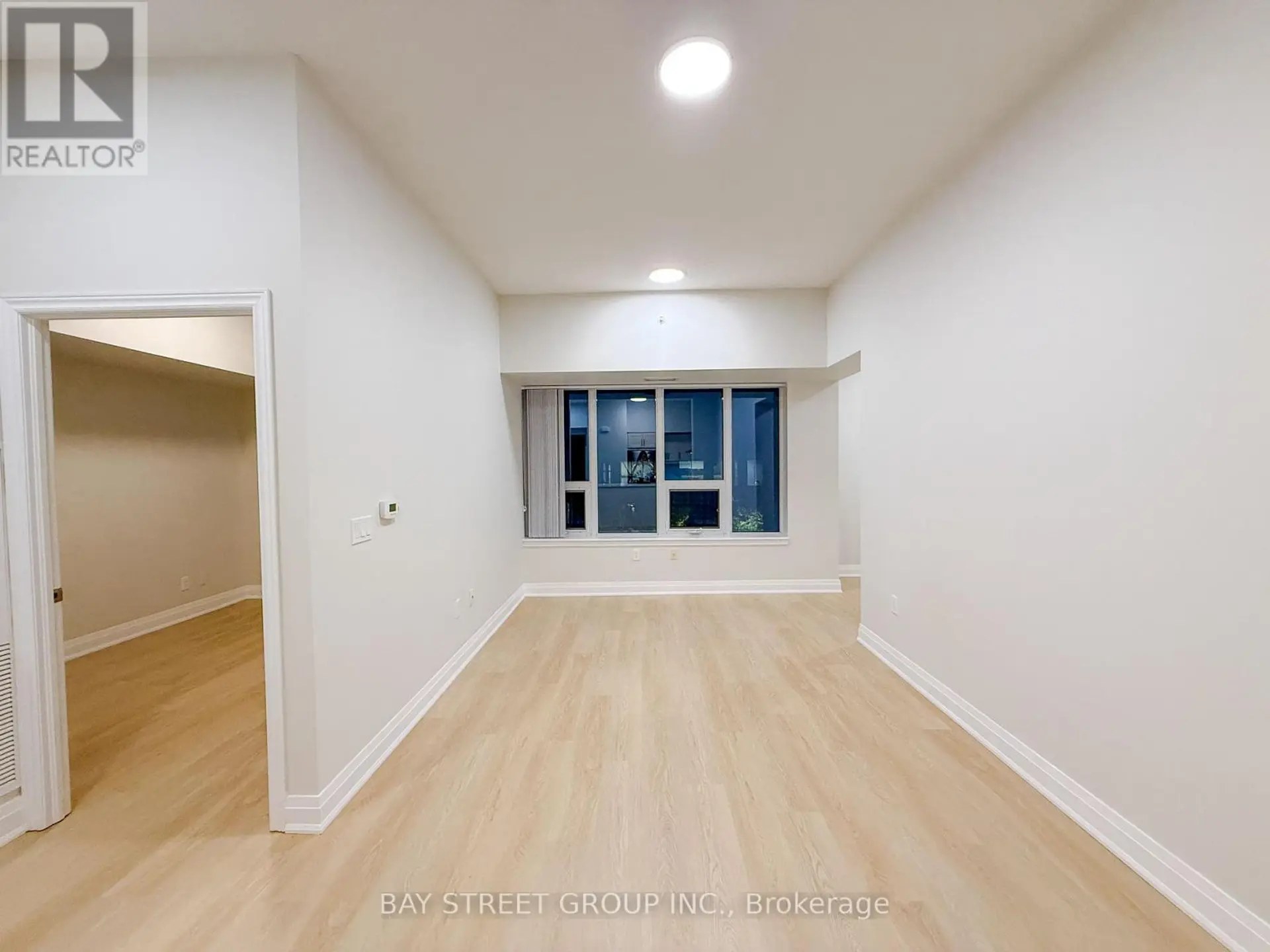 #218 1038 MCNICOLL AVENUE - Image 5