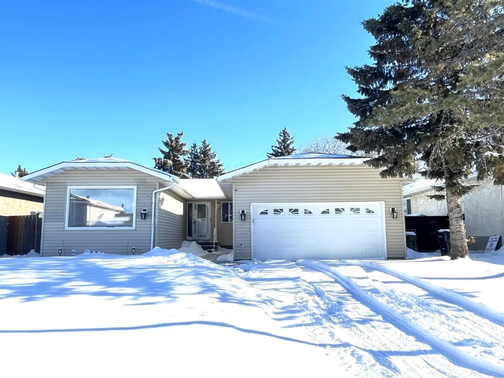 3203 74 ST NW - Image 1