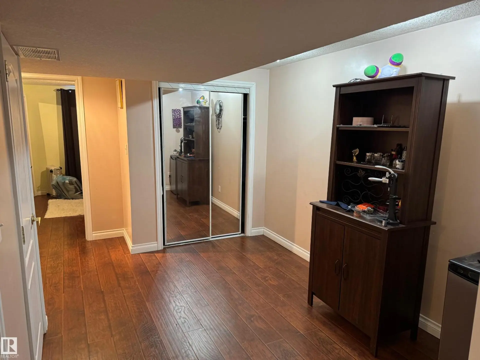 3203 74 ST NW - Image 11