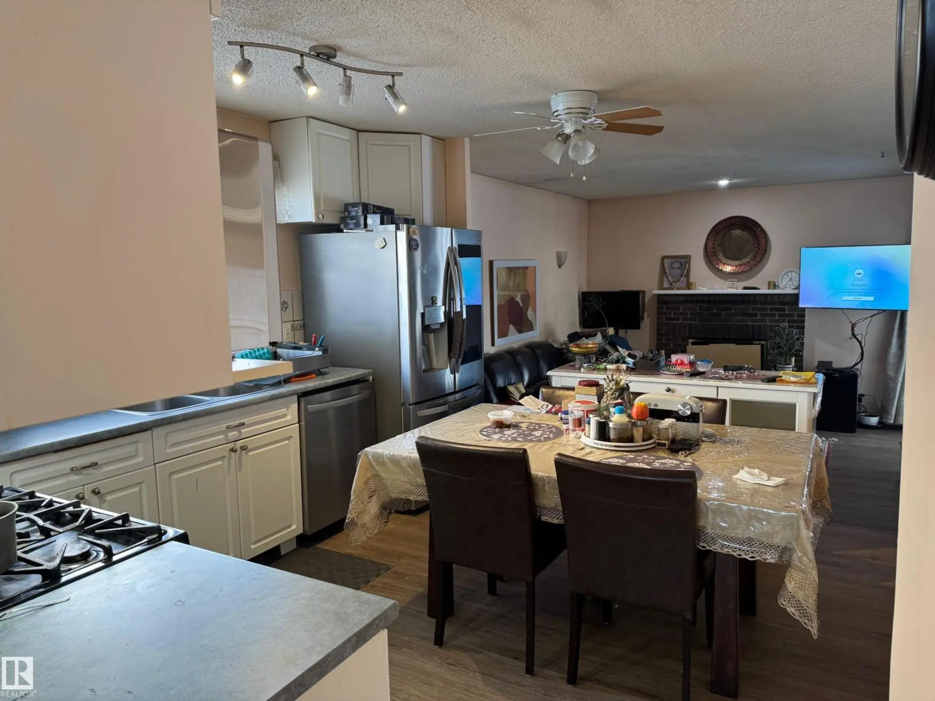 3203 74 ST NW - Image 5