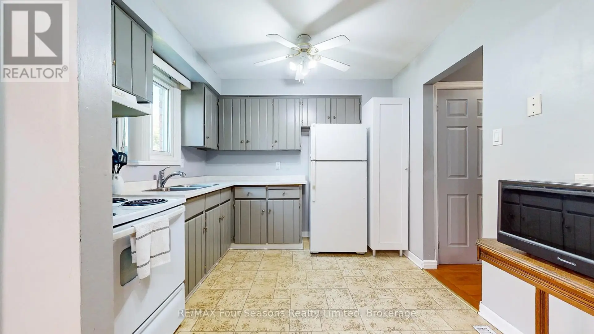 169 BURBANK CRESCENT - Image 10