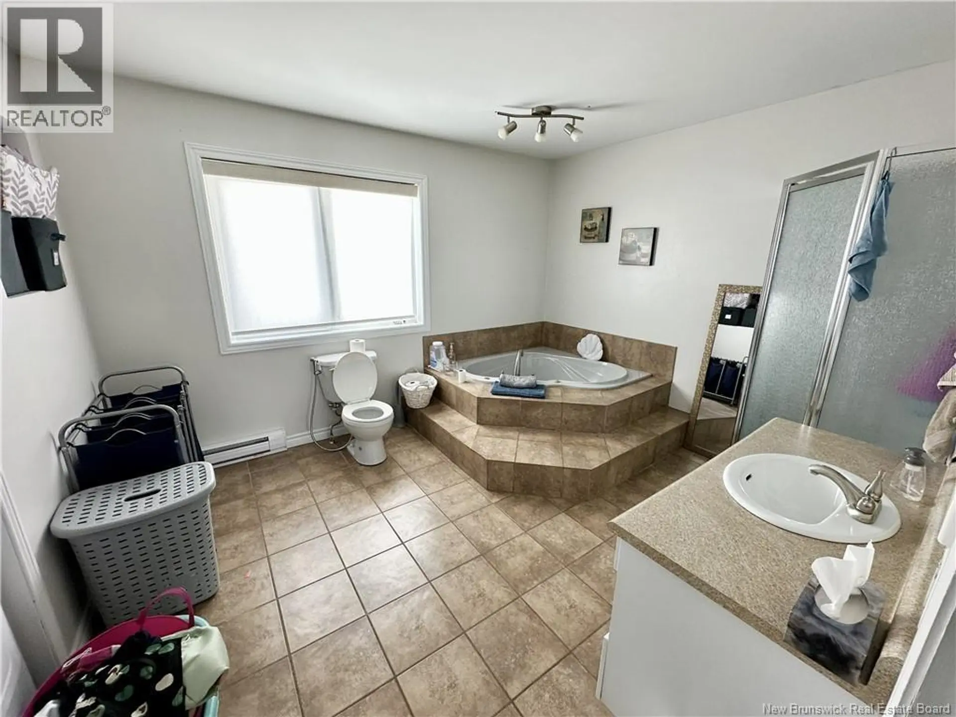 45 L'ANSE STREET - Image 10