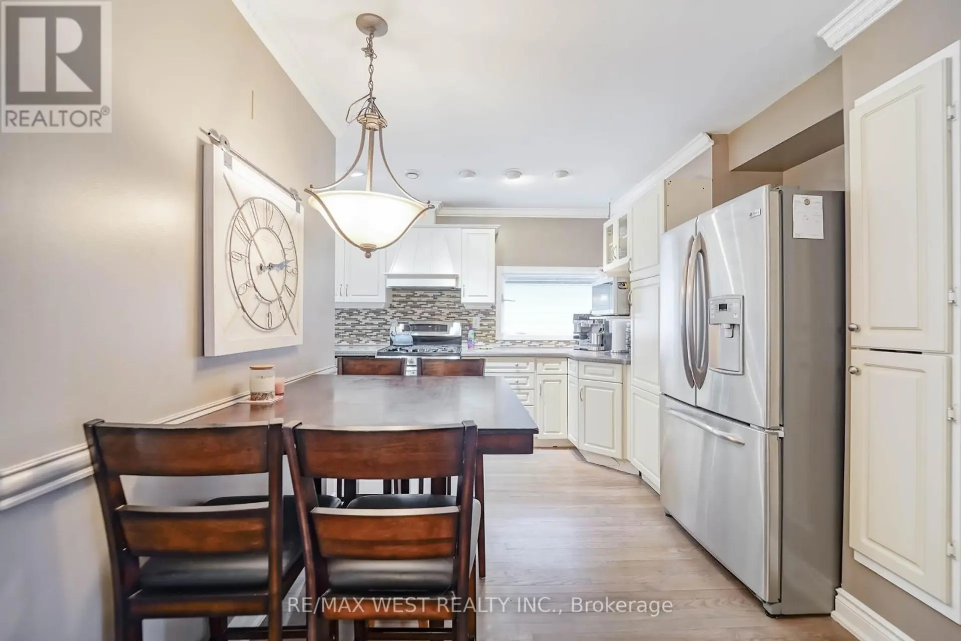 892 SIXTH STREET - Image 6