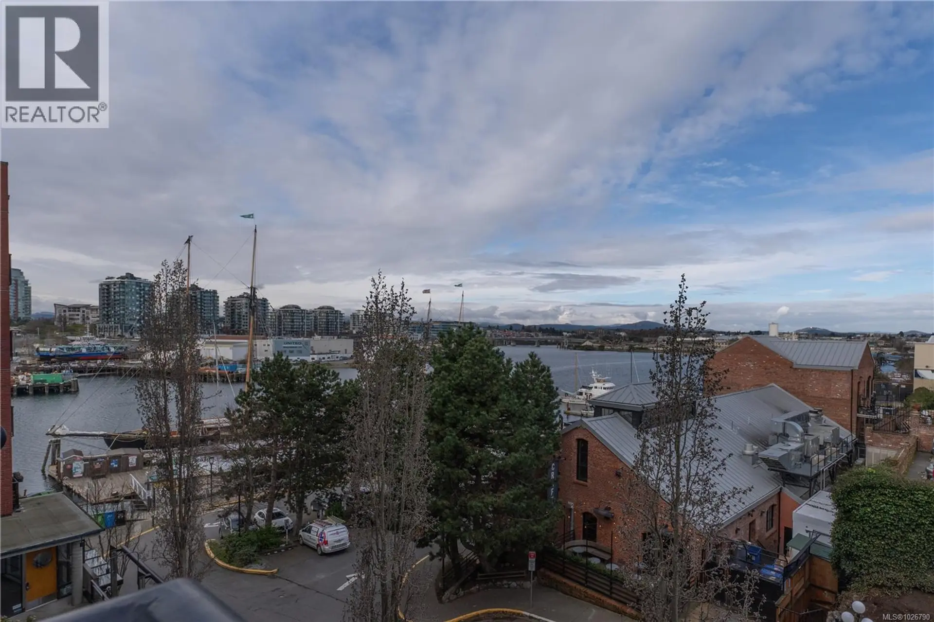 Property at #419 409 SWIFT ST, Victoria, BC