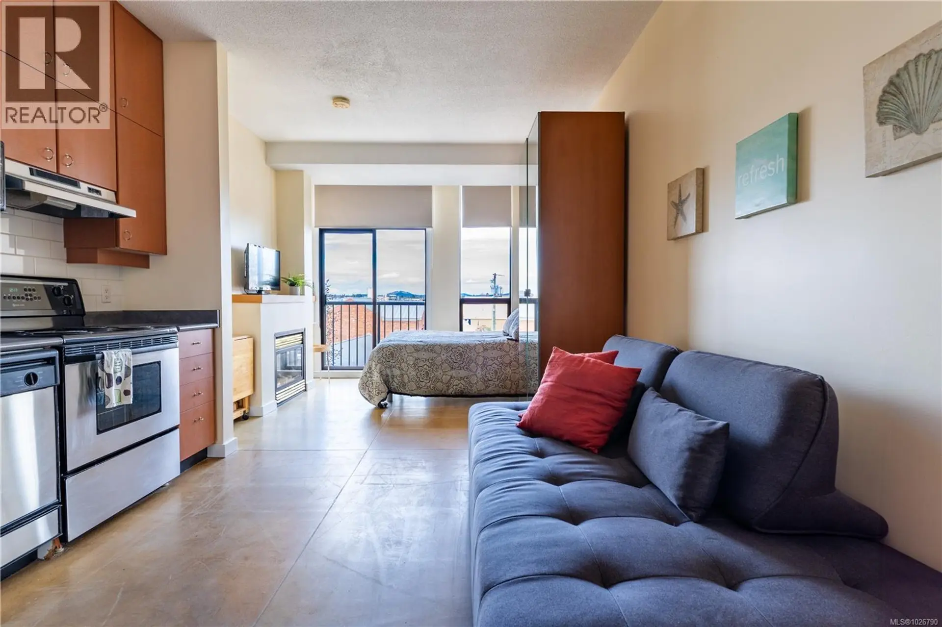 Property at #419 409 SWIFT ST, Victoria, BC