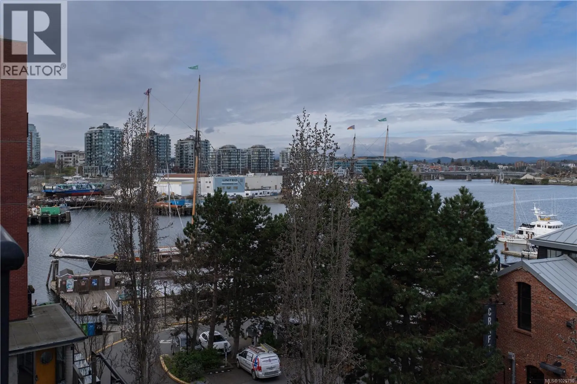 Property at #419 409 SWIFT ST, Victoria, BC