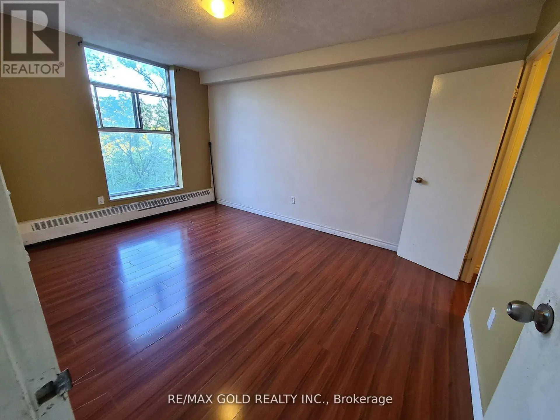 #405 335 DRIFTWOOD AVENUE - Image 8