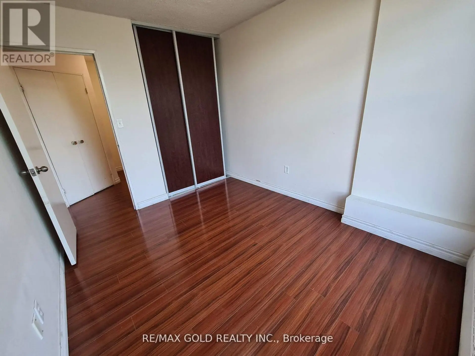#405 335 DRIFTWOOD AVENUE - Image 9