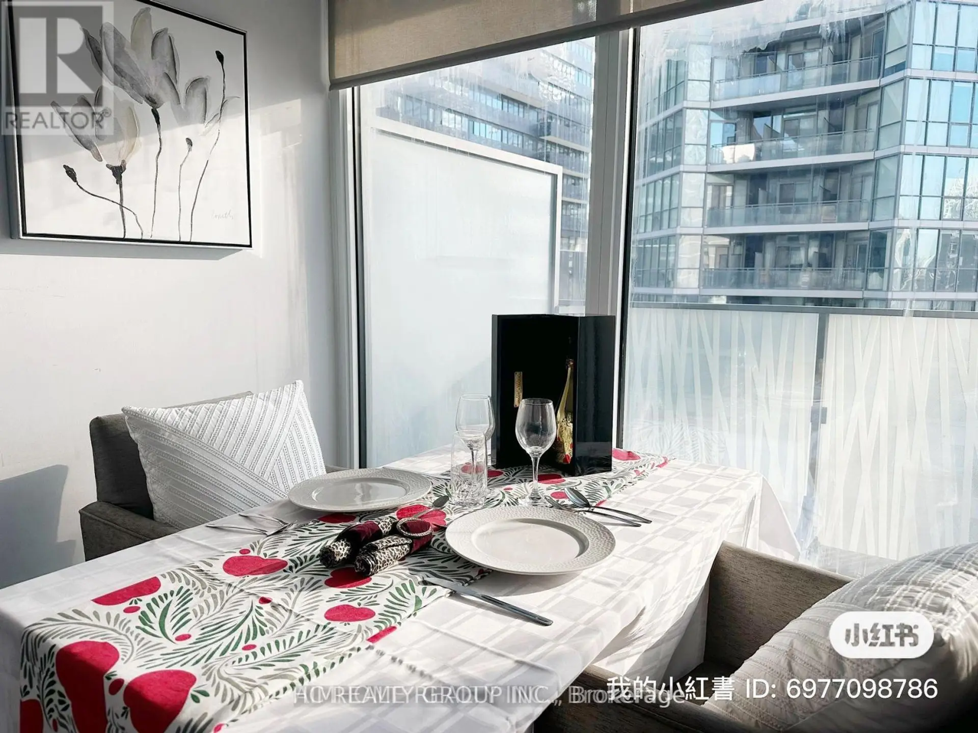 #904 42 CHARLES STREET - Image 11