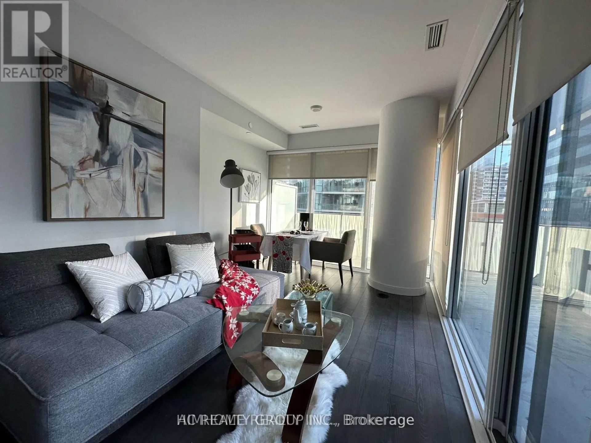 #904 42 CHARLES STREET - Image 3