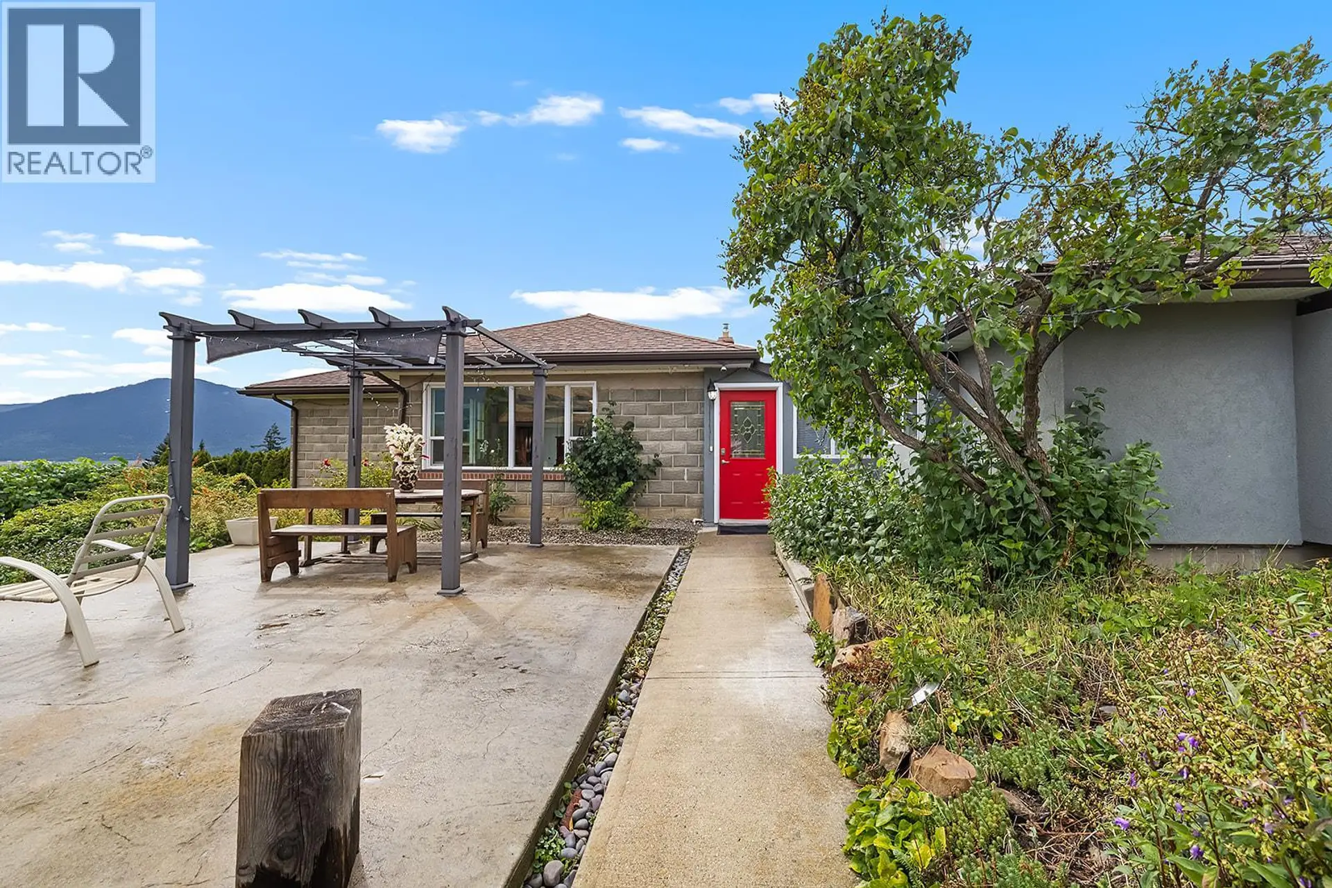 Property at 1417B HILLSIDE Street, Creston, BC