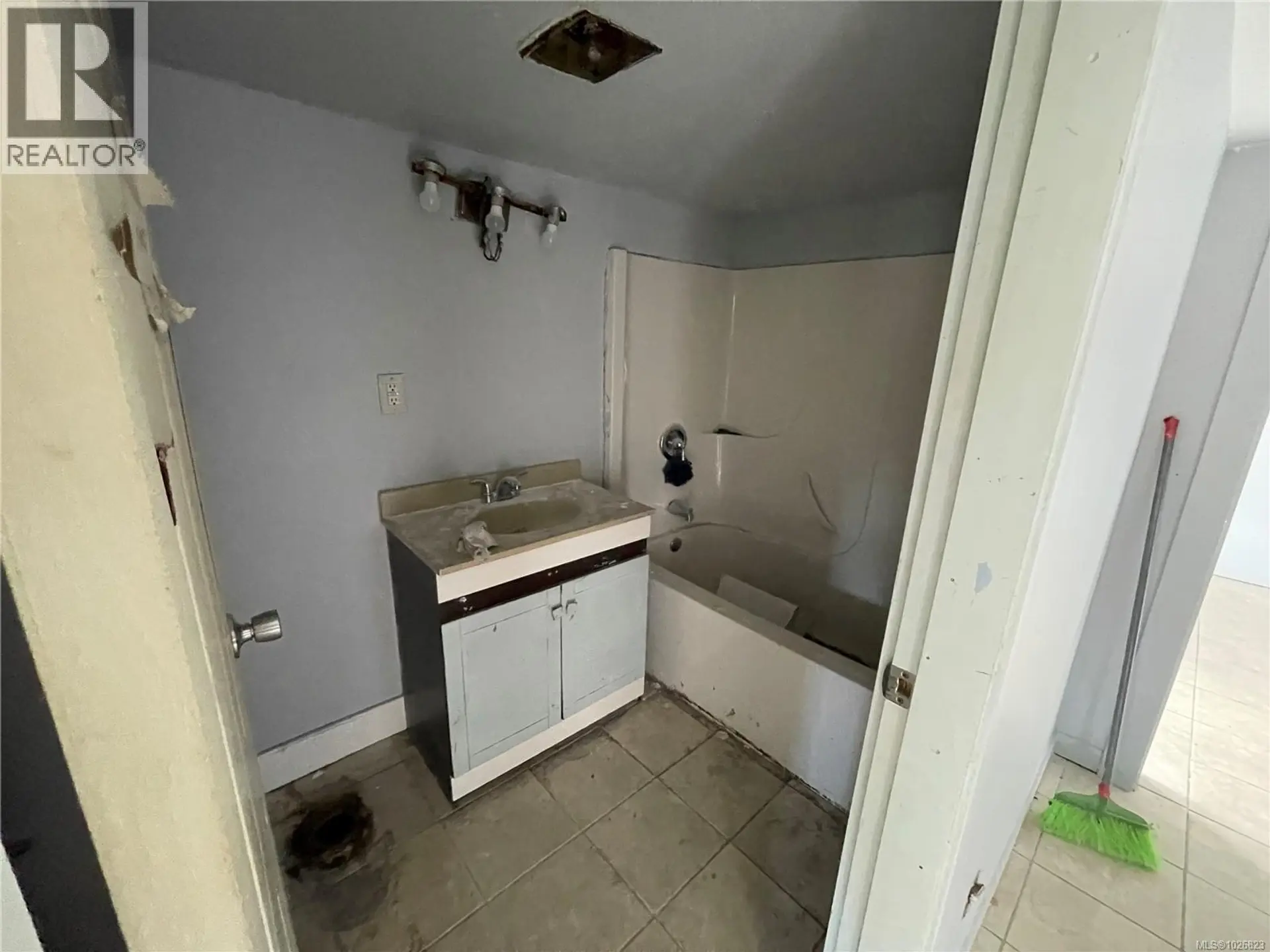 Property at 3623 4TH AVE, Port Alberni, BC