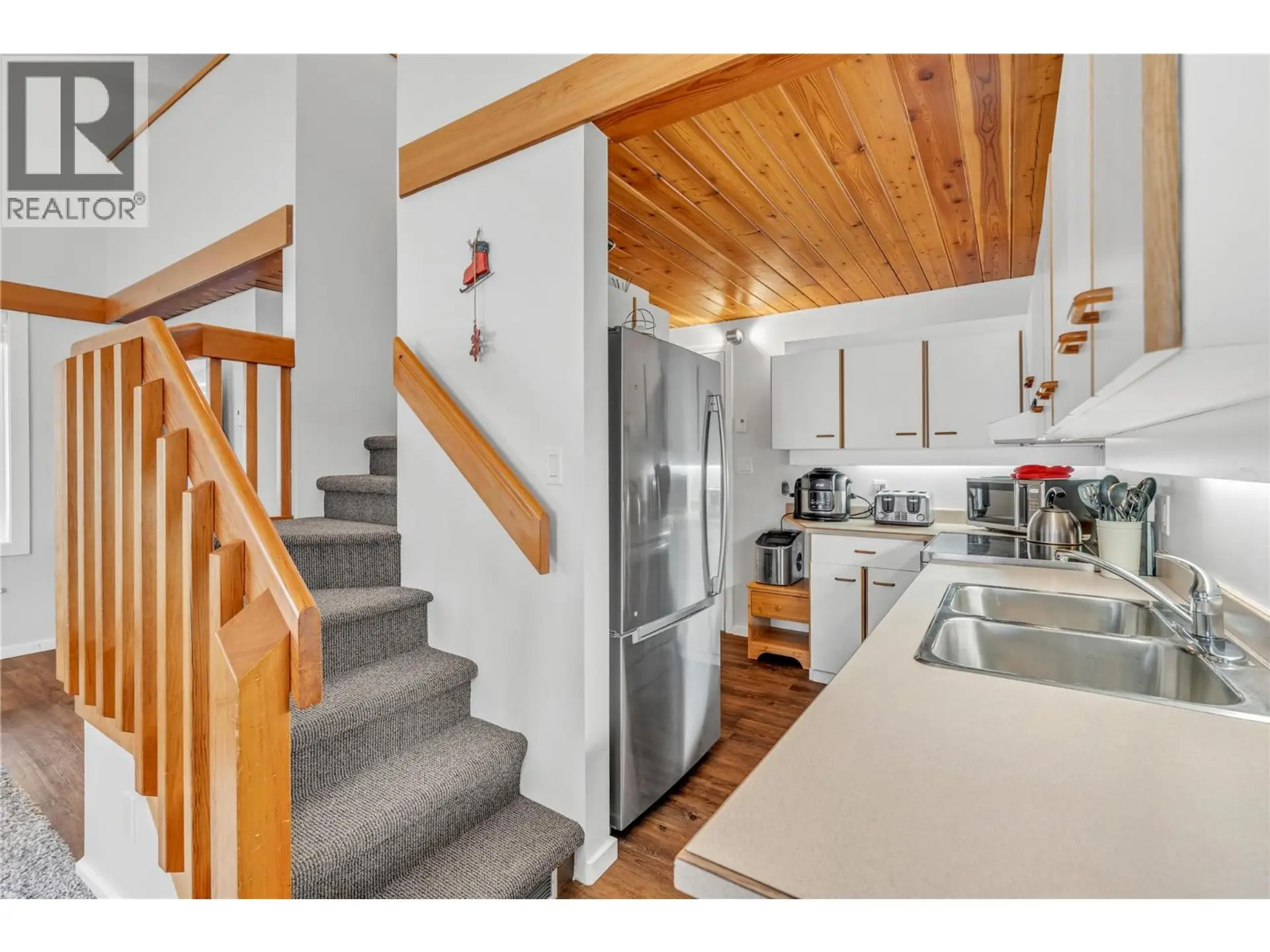 Property at #101 156 CLEARVIEW CRESCENT, Apex Mountain, BC