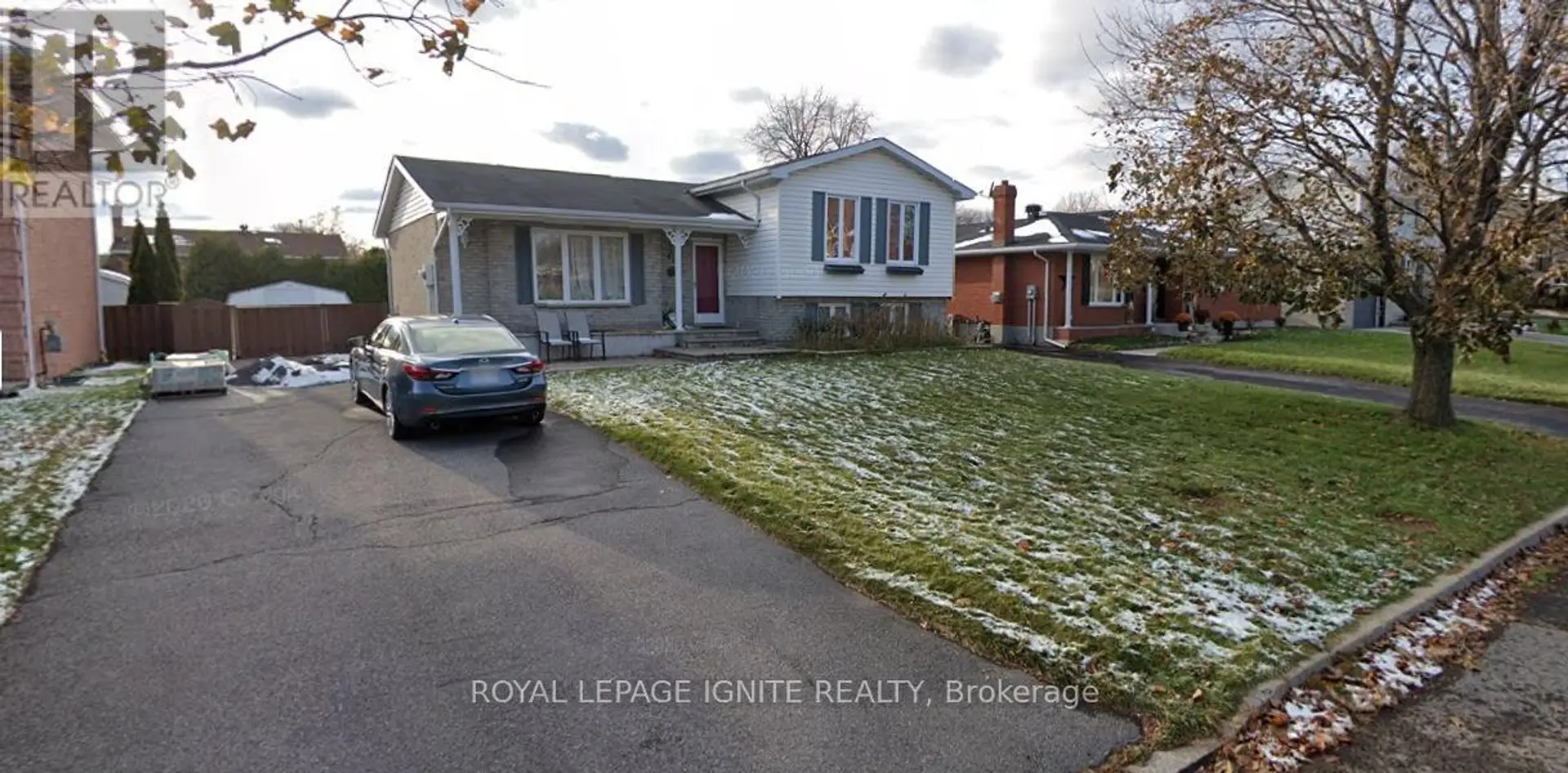 810 CHELSEA CRESCENT - Image 2