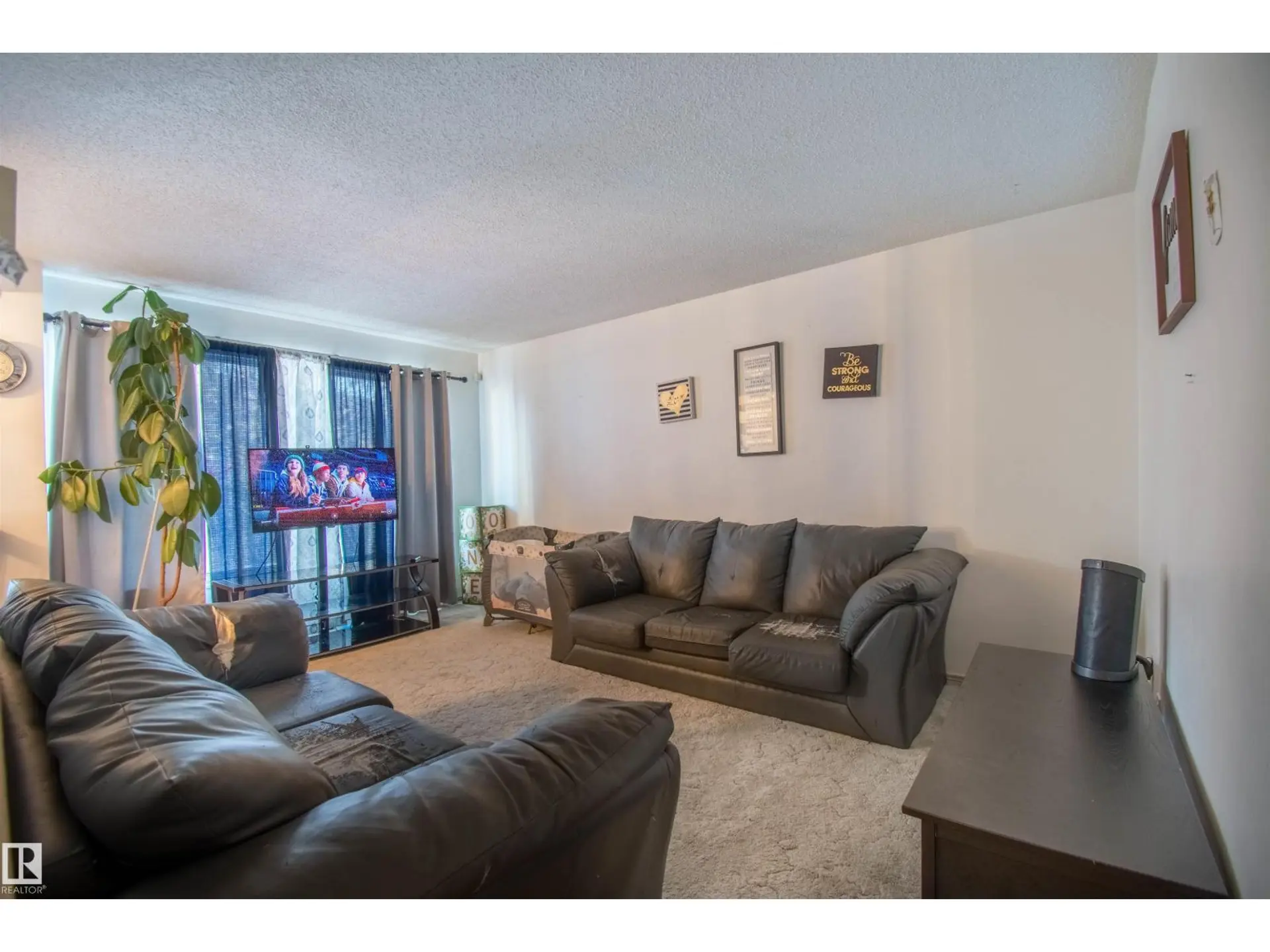 21 AMBERLY CO NW - Image 7