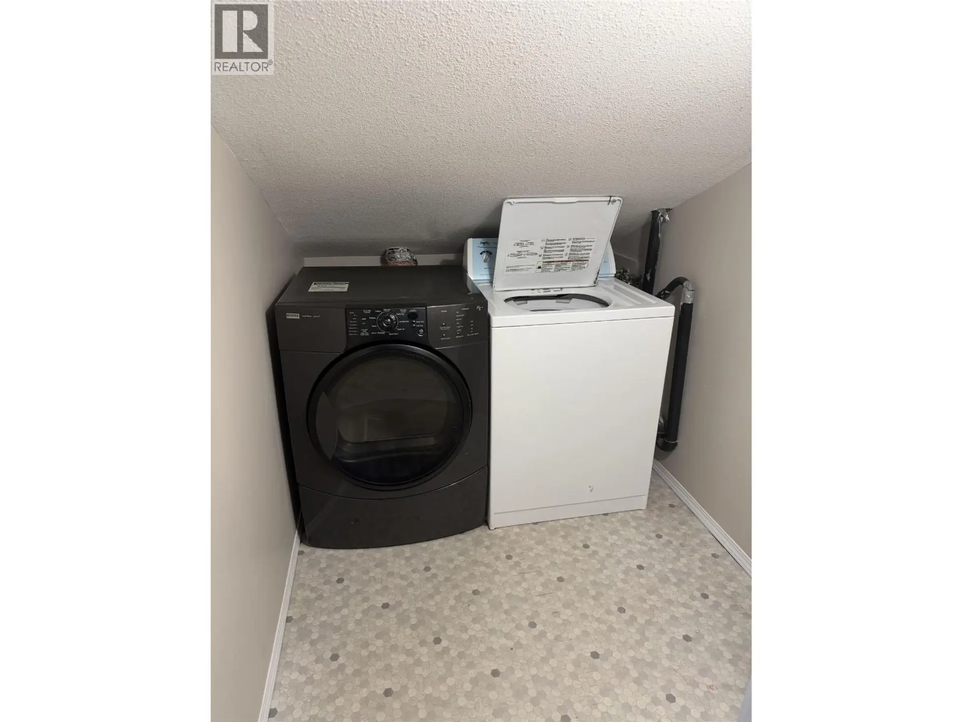 Property at #207 3155 GORDON DRIVE, Kelowna, BC