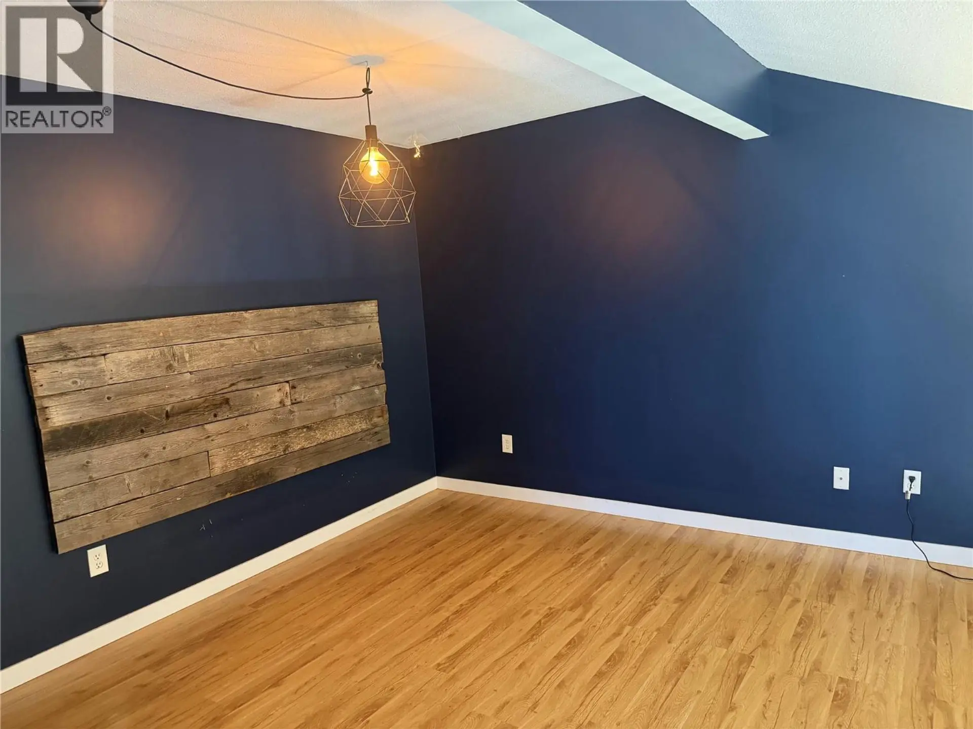 Property at #207 3155 GORDON DRIVE, Kelowna, BC