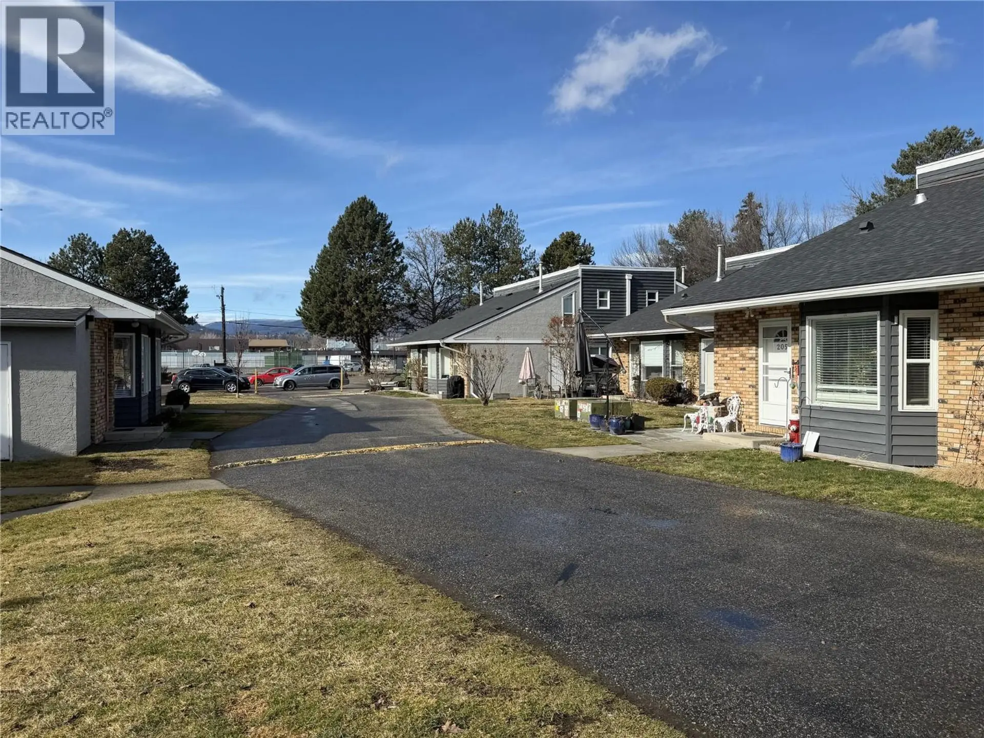 Property at #207 3155 GORDON DRIVE, Kelowna, BC