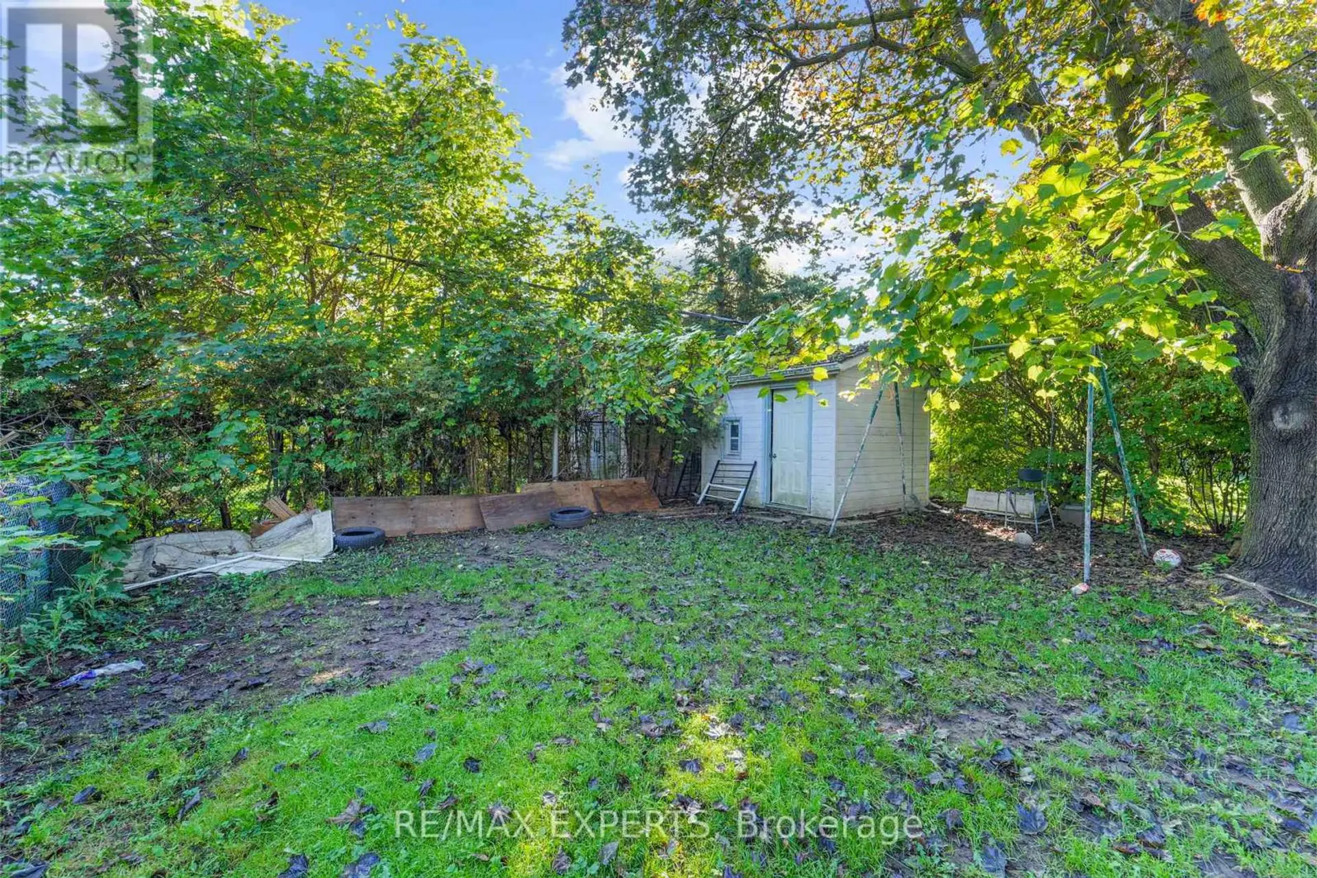 19 DUNCOMBE BOULEVARD - Image 10