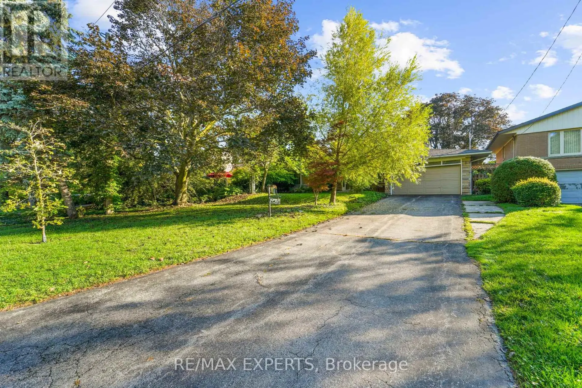 19 DUNCOMBE BOULEVARD - Image 5