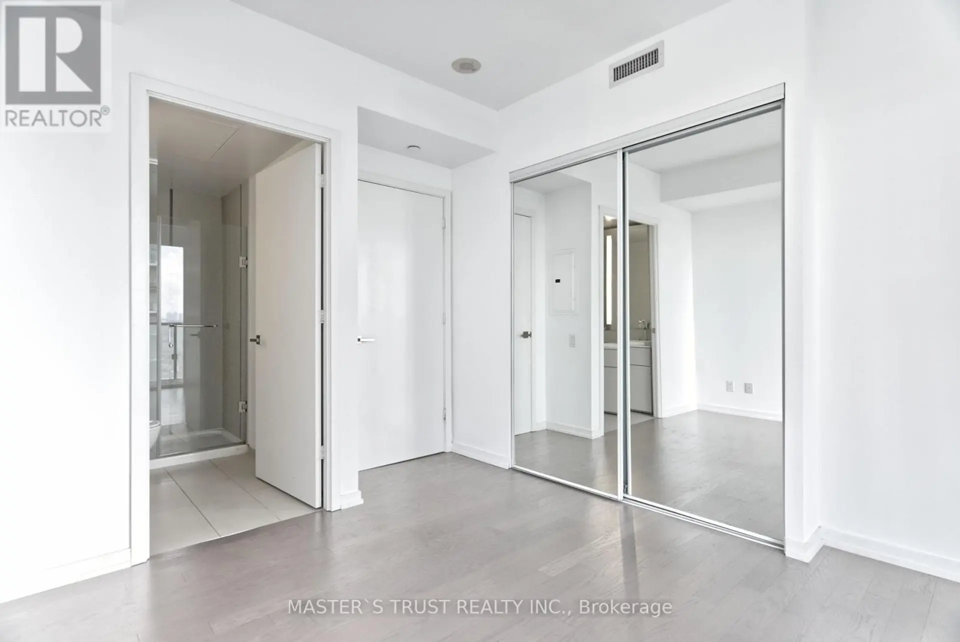 #2511 101 PETER STREET - Image 13