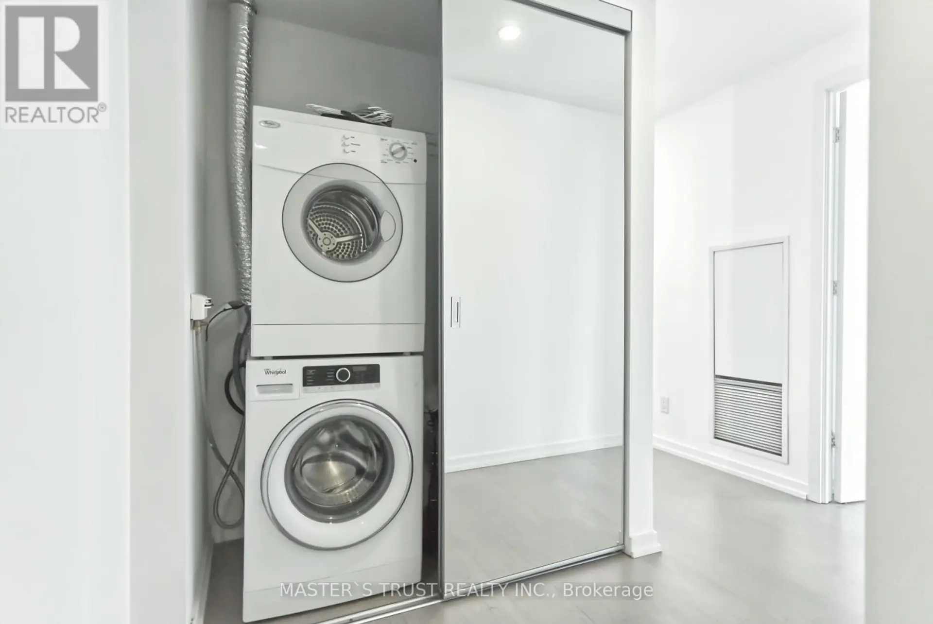 #2511 101 PETER STREET - Image 15