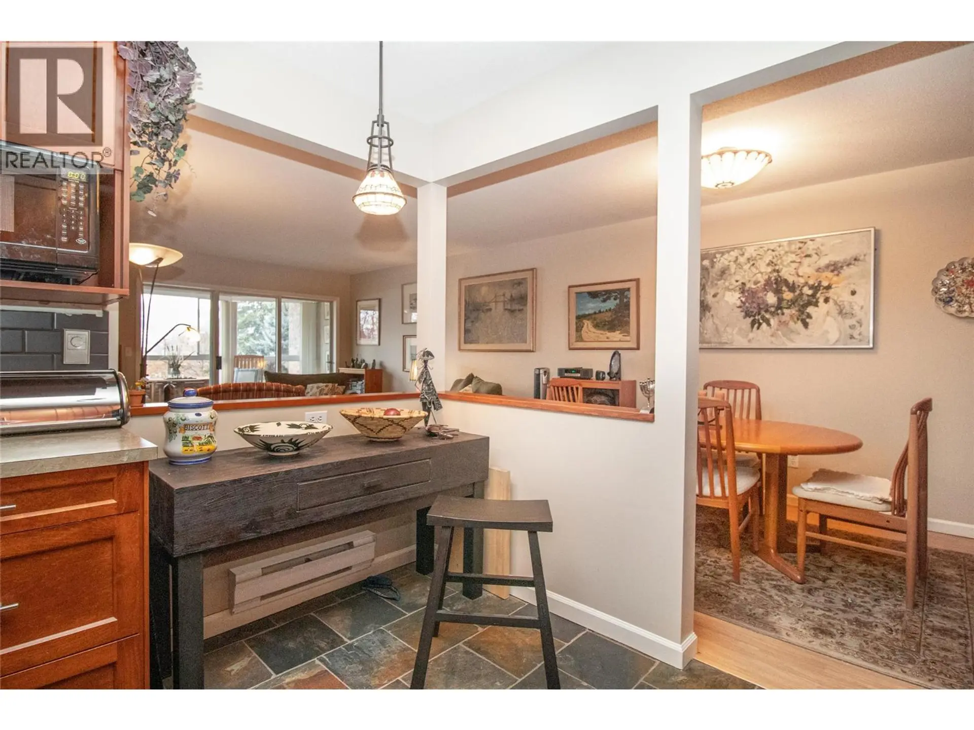 Property at #307 945 LAWRENCE AVENUE, Kelowna, BC