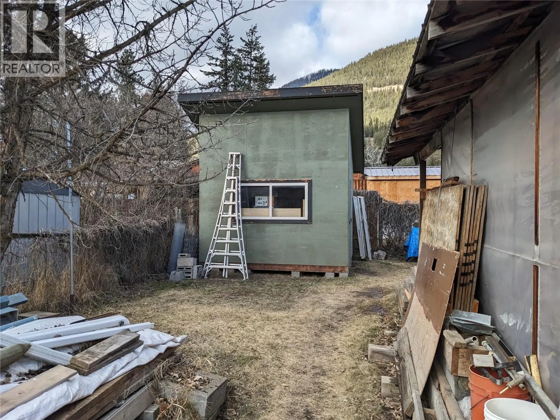 Property at 5770 PONDEROSA ROAD, Falkland, BC