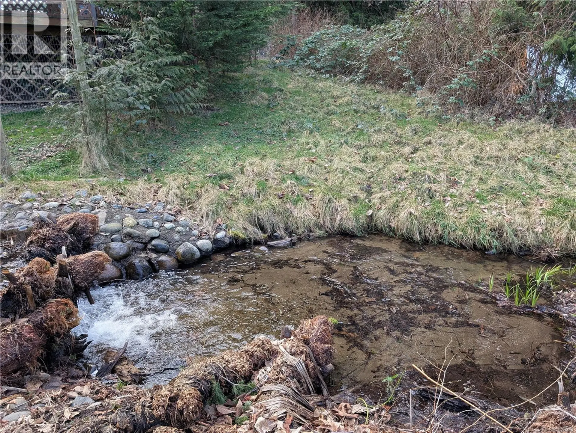 5075 LONGVIEW DR - Image 2