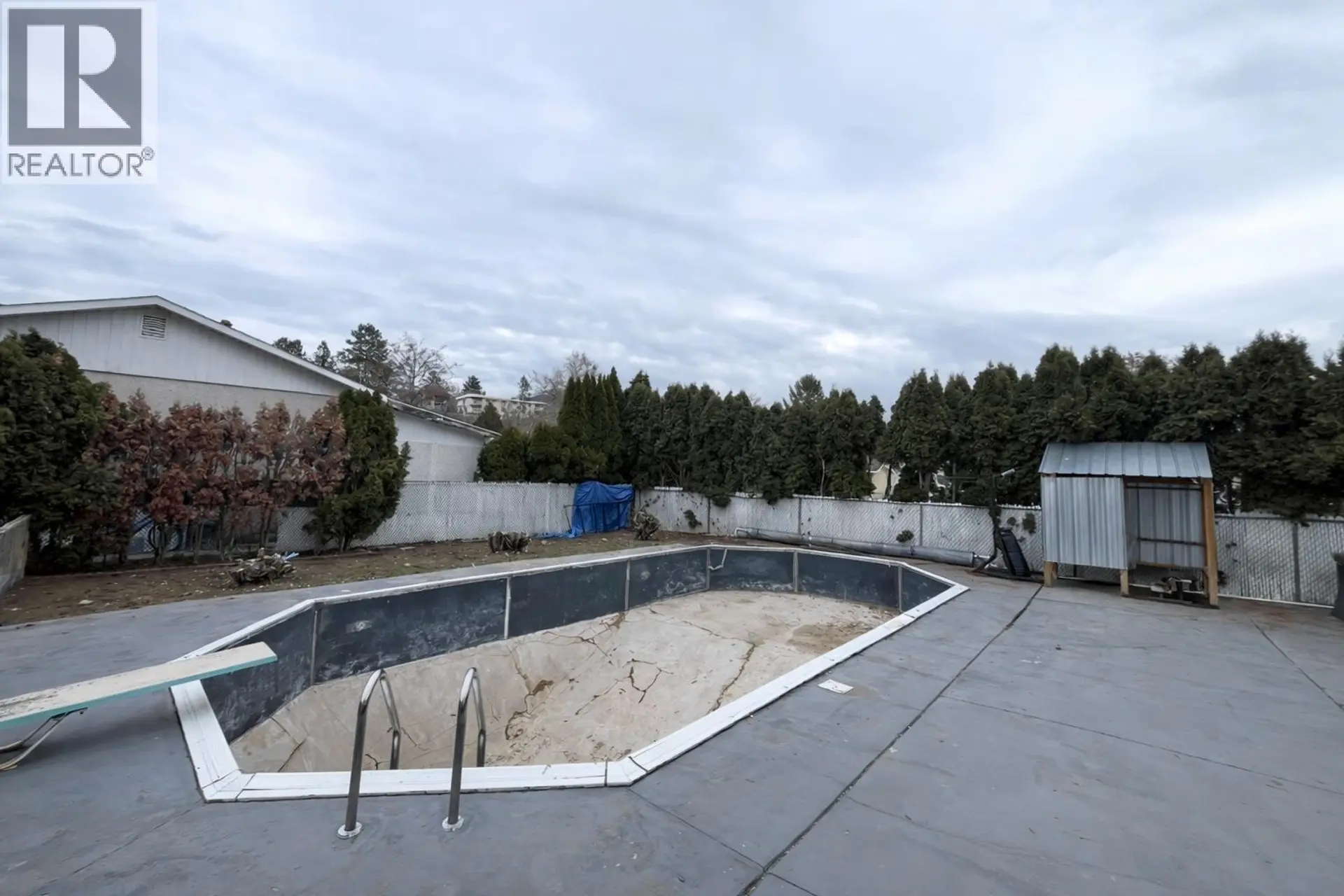 Property at 385 PERTH ROAD, Kelowna, BC