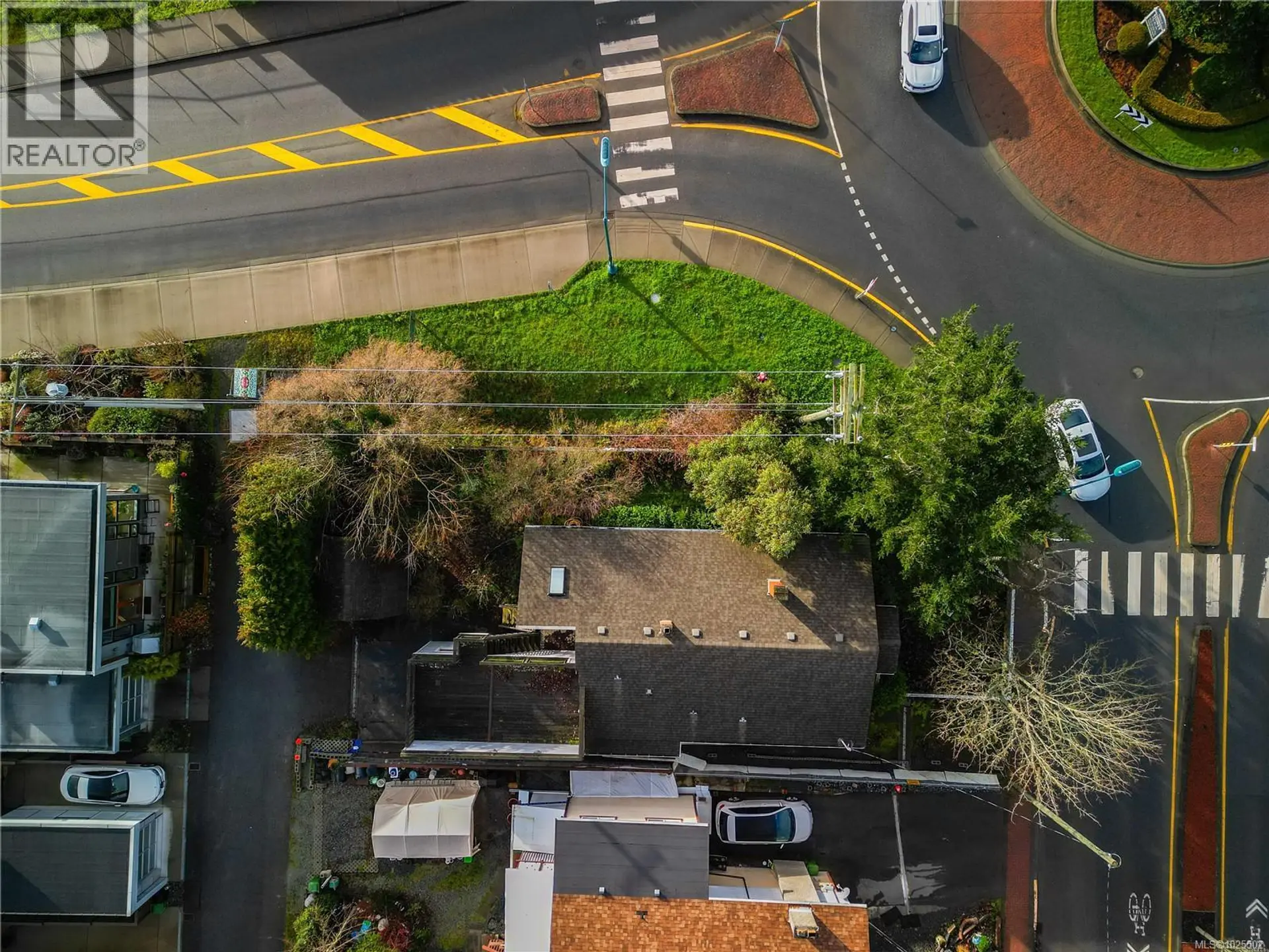 Property at 9601 FIFTH ST, Sidney, BC