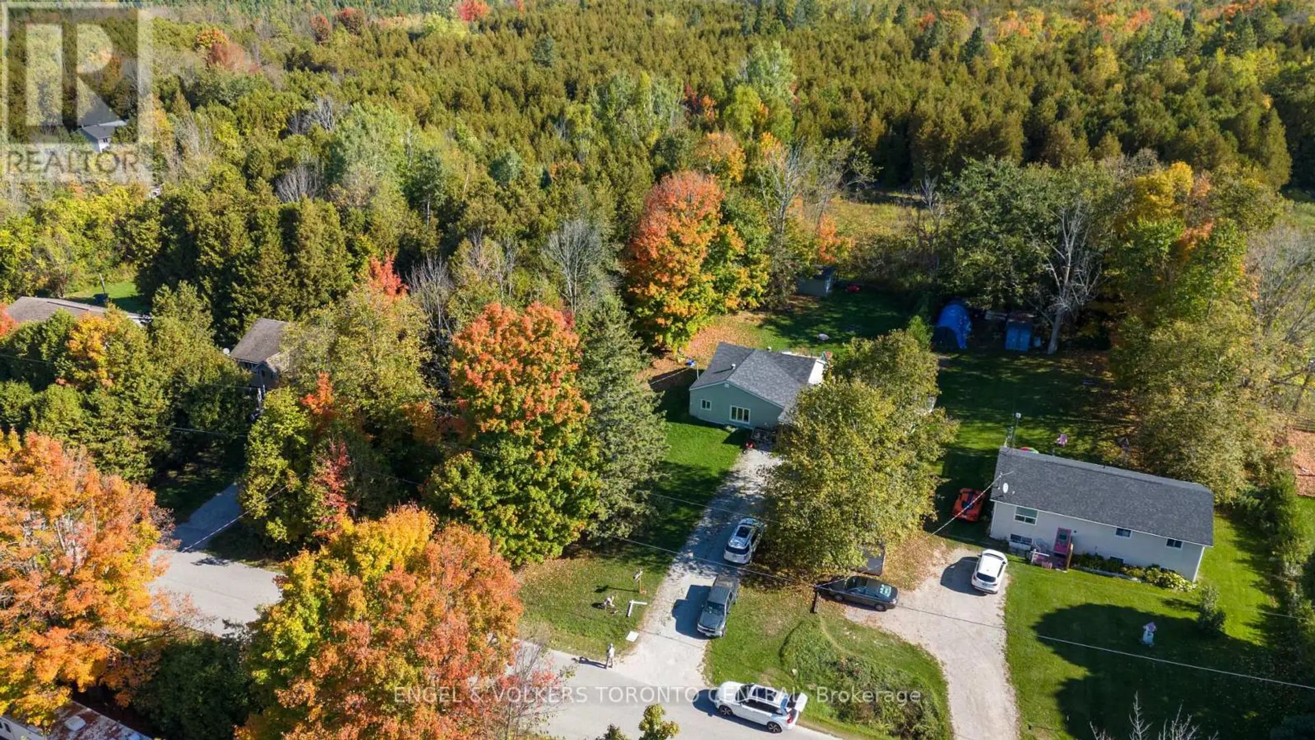 2165 TOWN LINE - Image 1