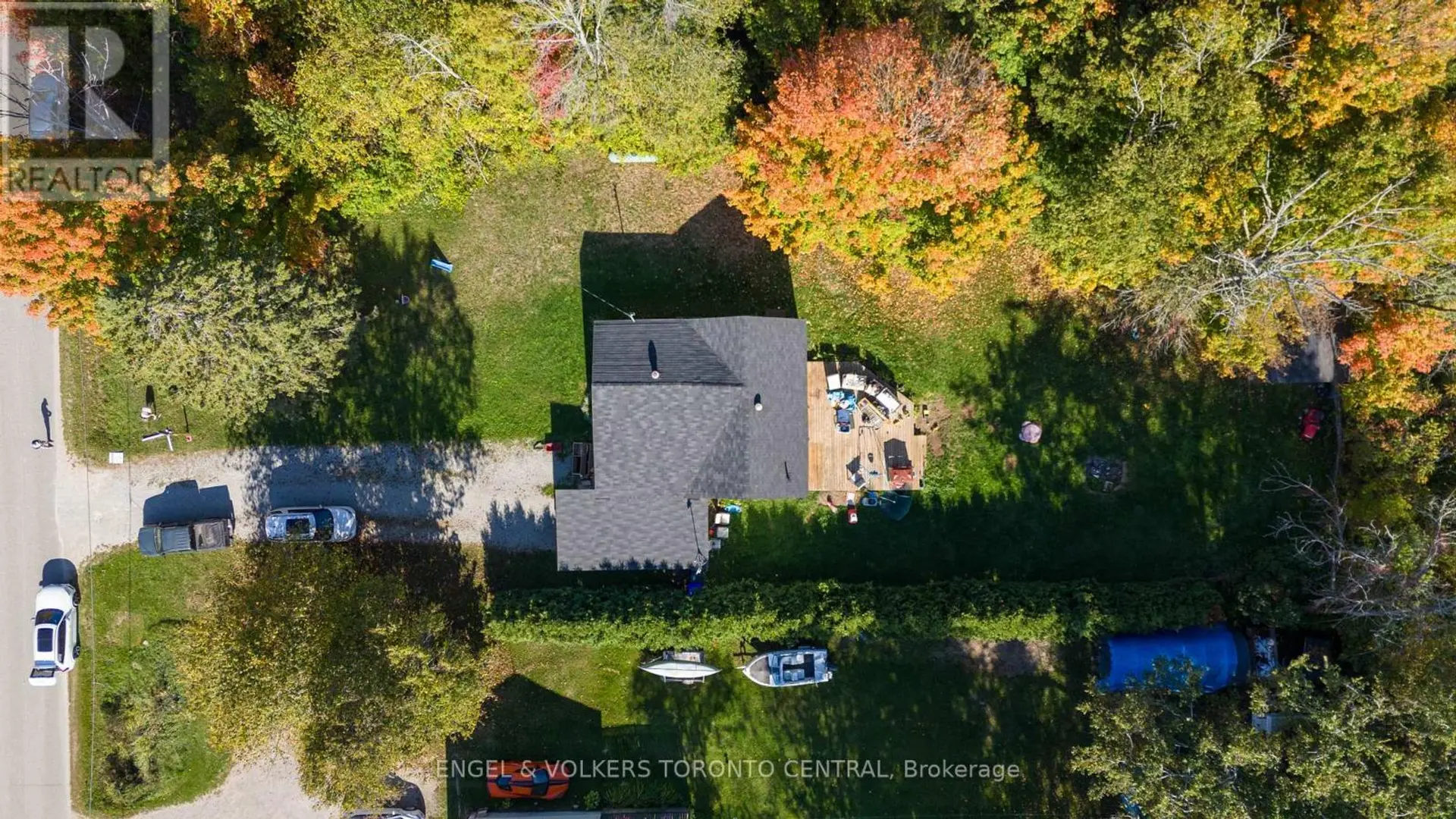 2165 TOWN LINE - Image 2