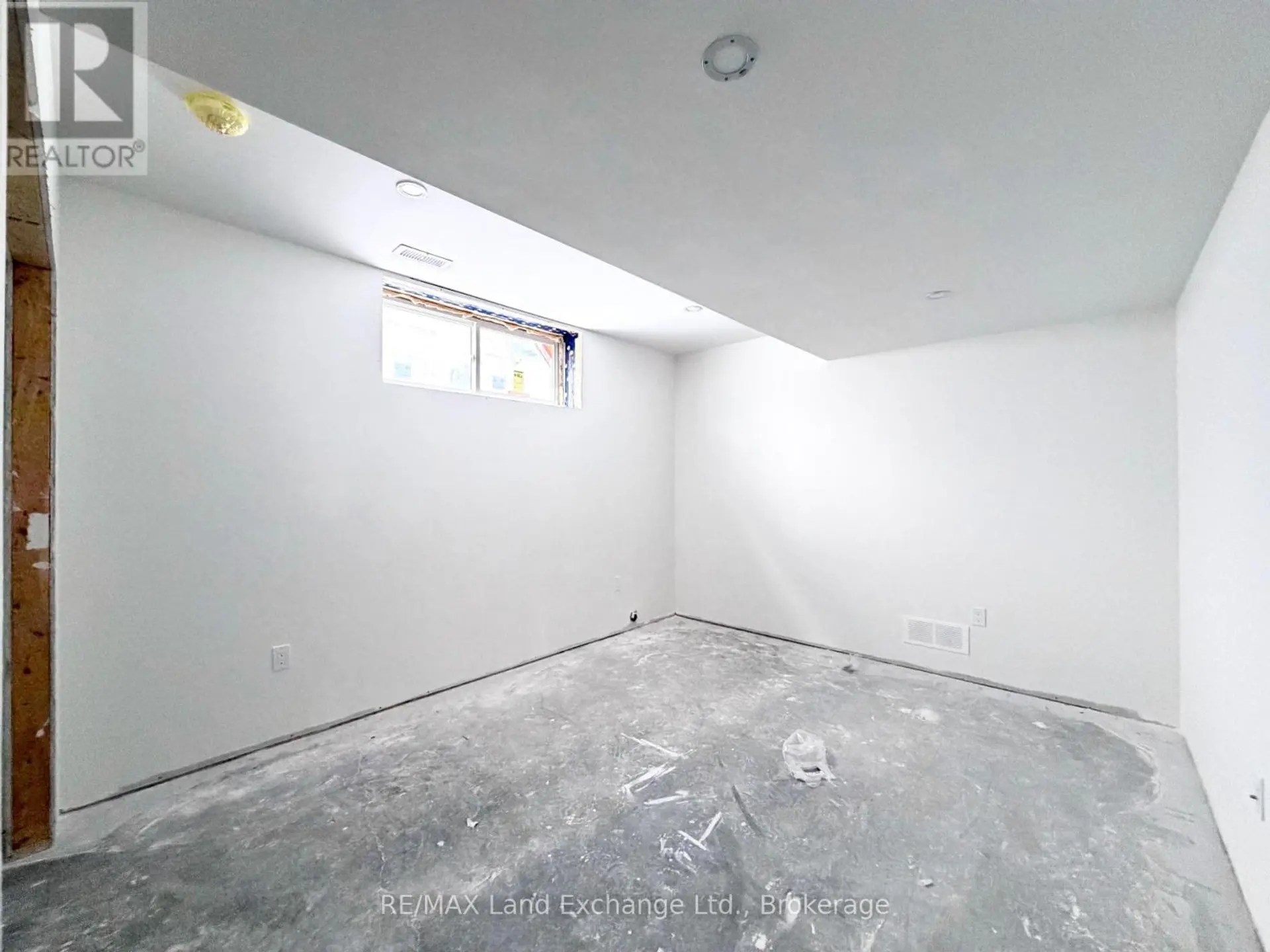 461 NORTHPORT DRIVE - Image 13