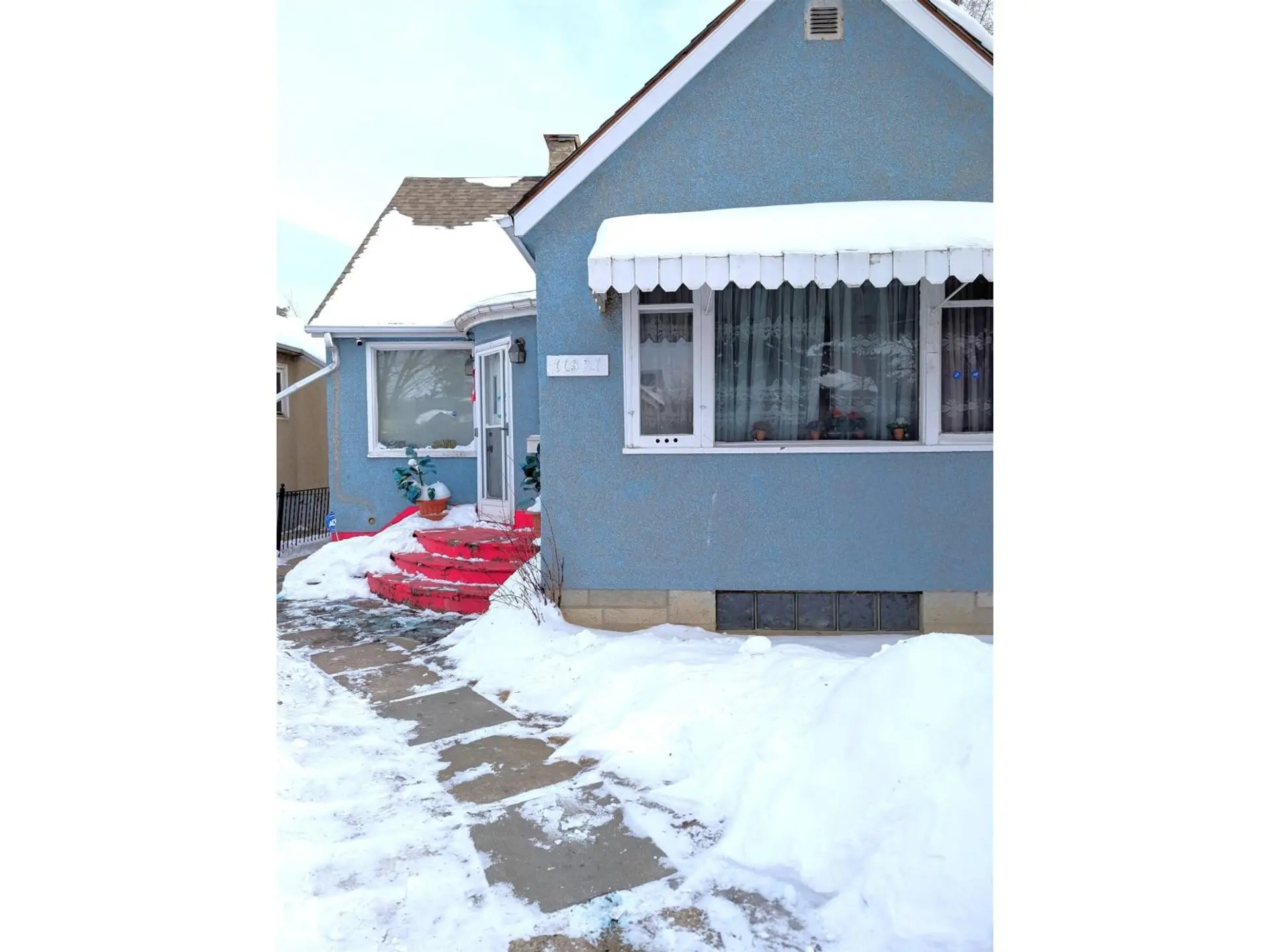 11321 101 ST NW - Image 1