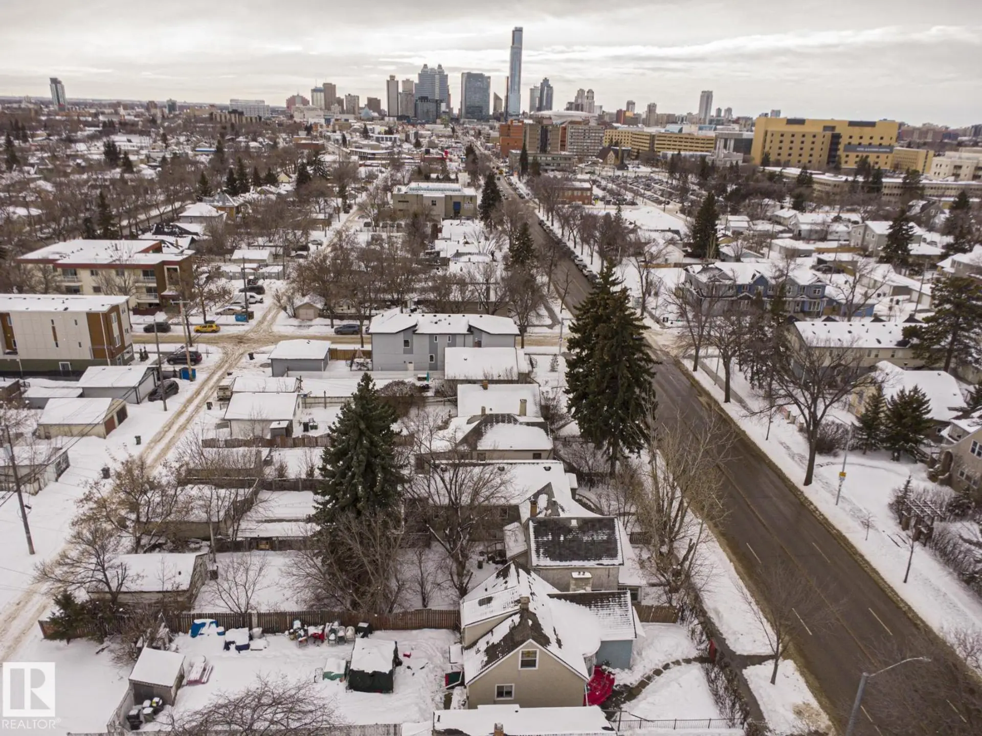 11321 101 ST NW - Image 9