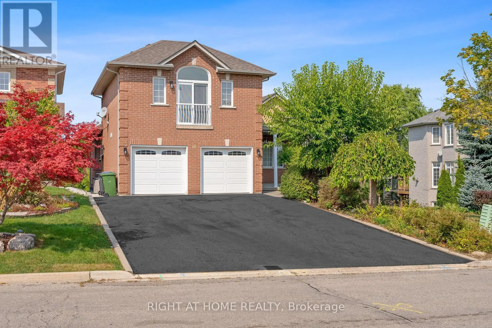 10 RIVERWOOD TERRACE - Image 1