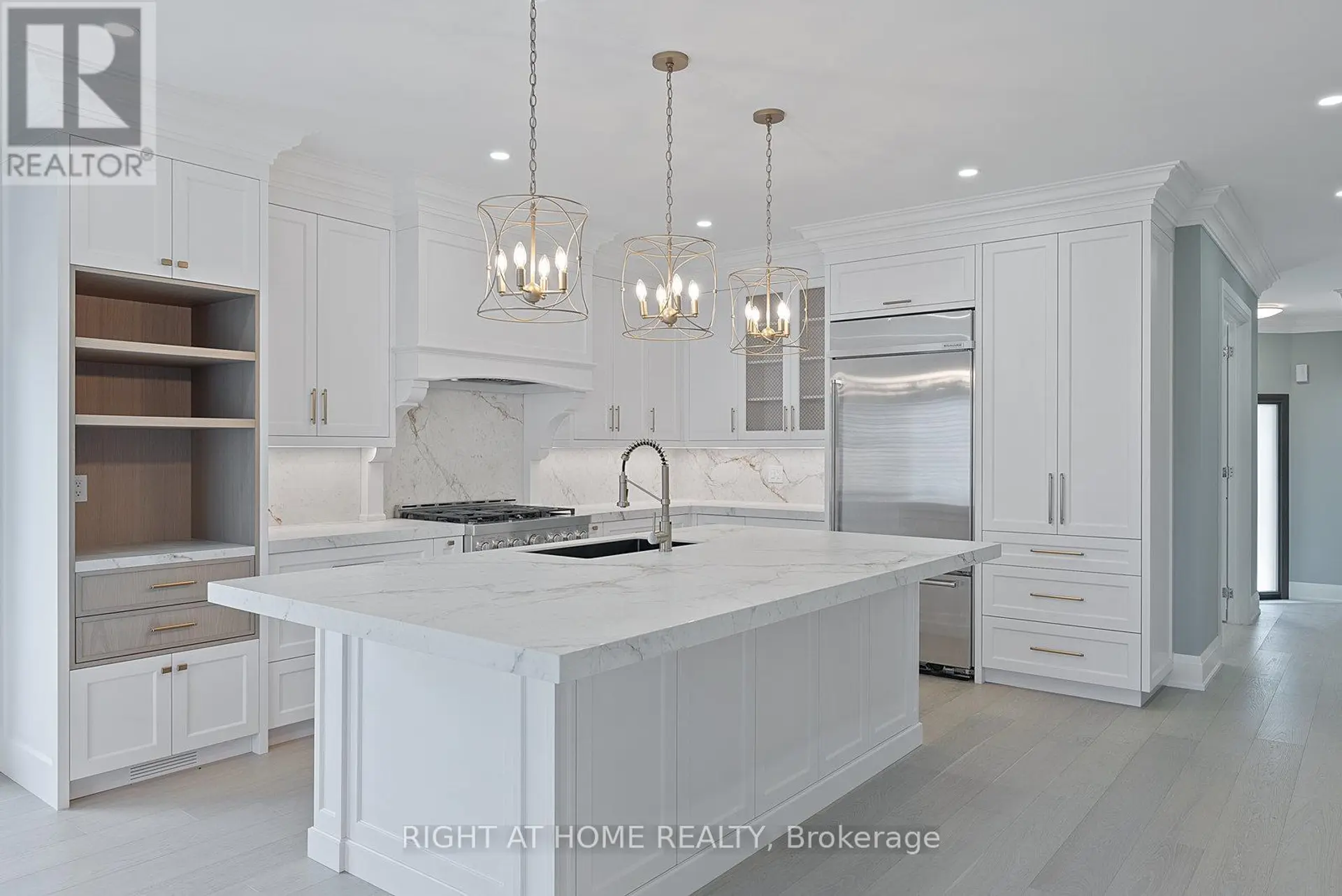 10 RIVERWOOD TERRACE - Image 2