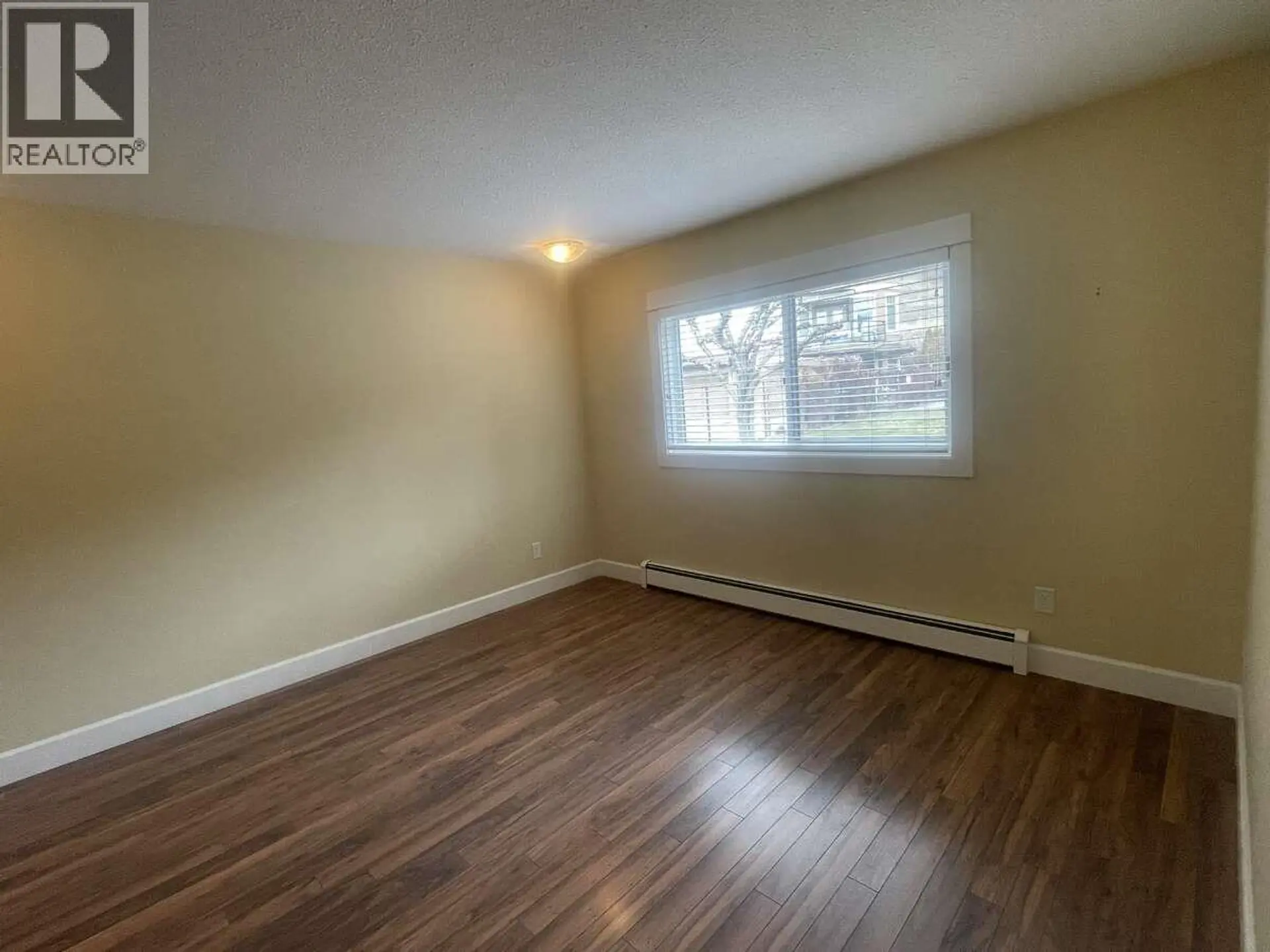 Property at #106 4340 BEACH AVENUE, Peachland, BC