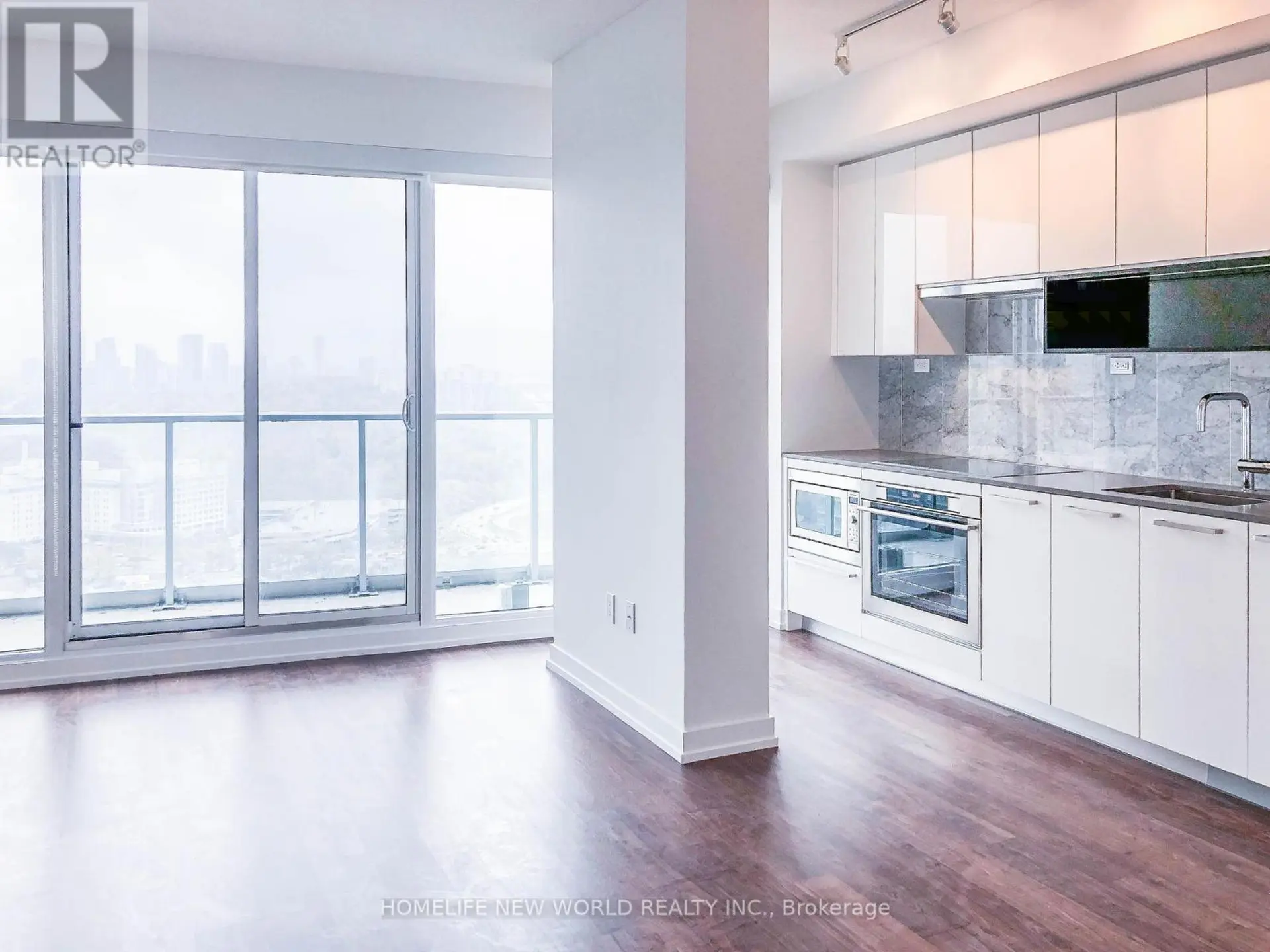 #2901 117 MCMAHON DRIVE - Image 4