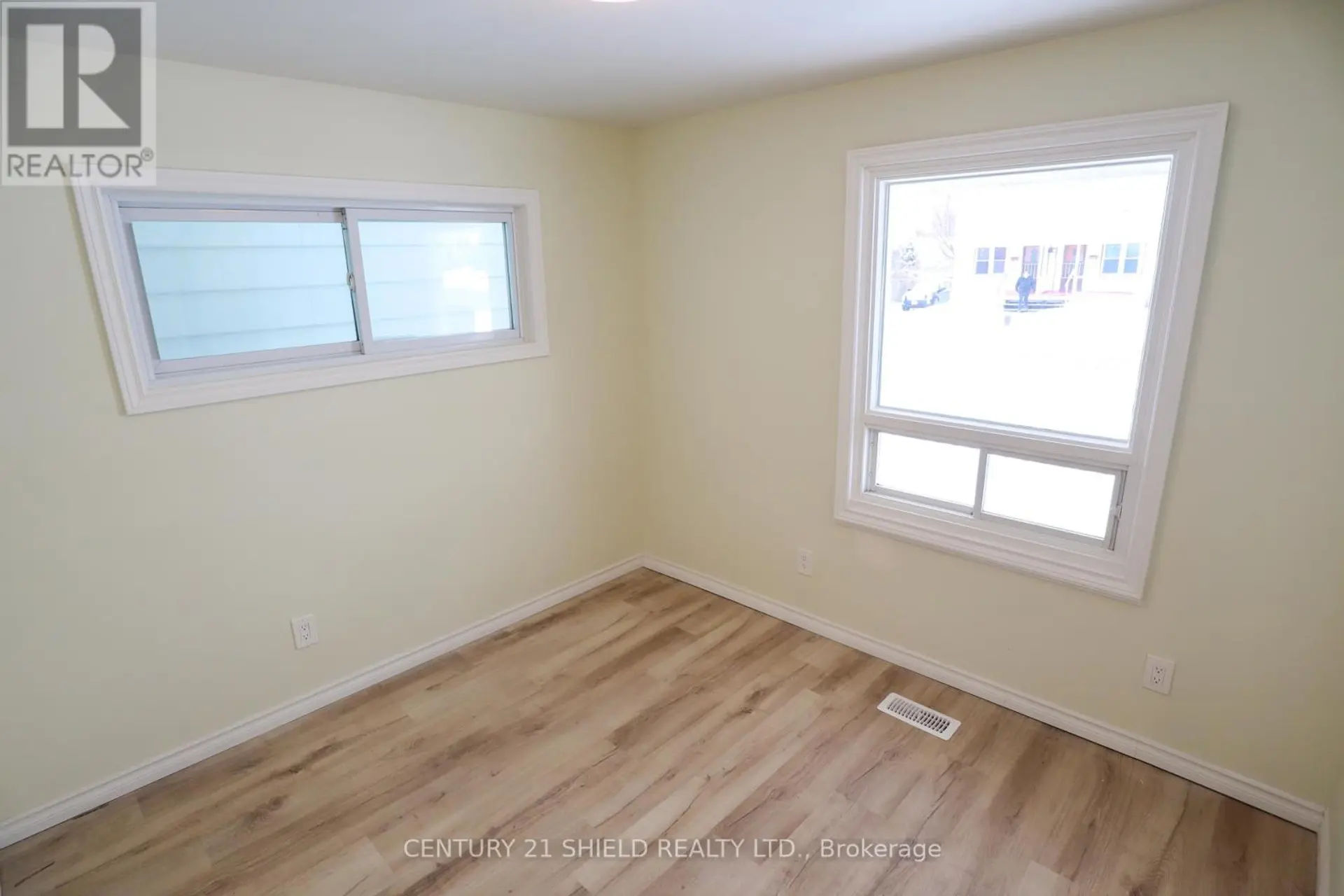 143 CARLETON STREET - Image 19