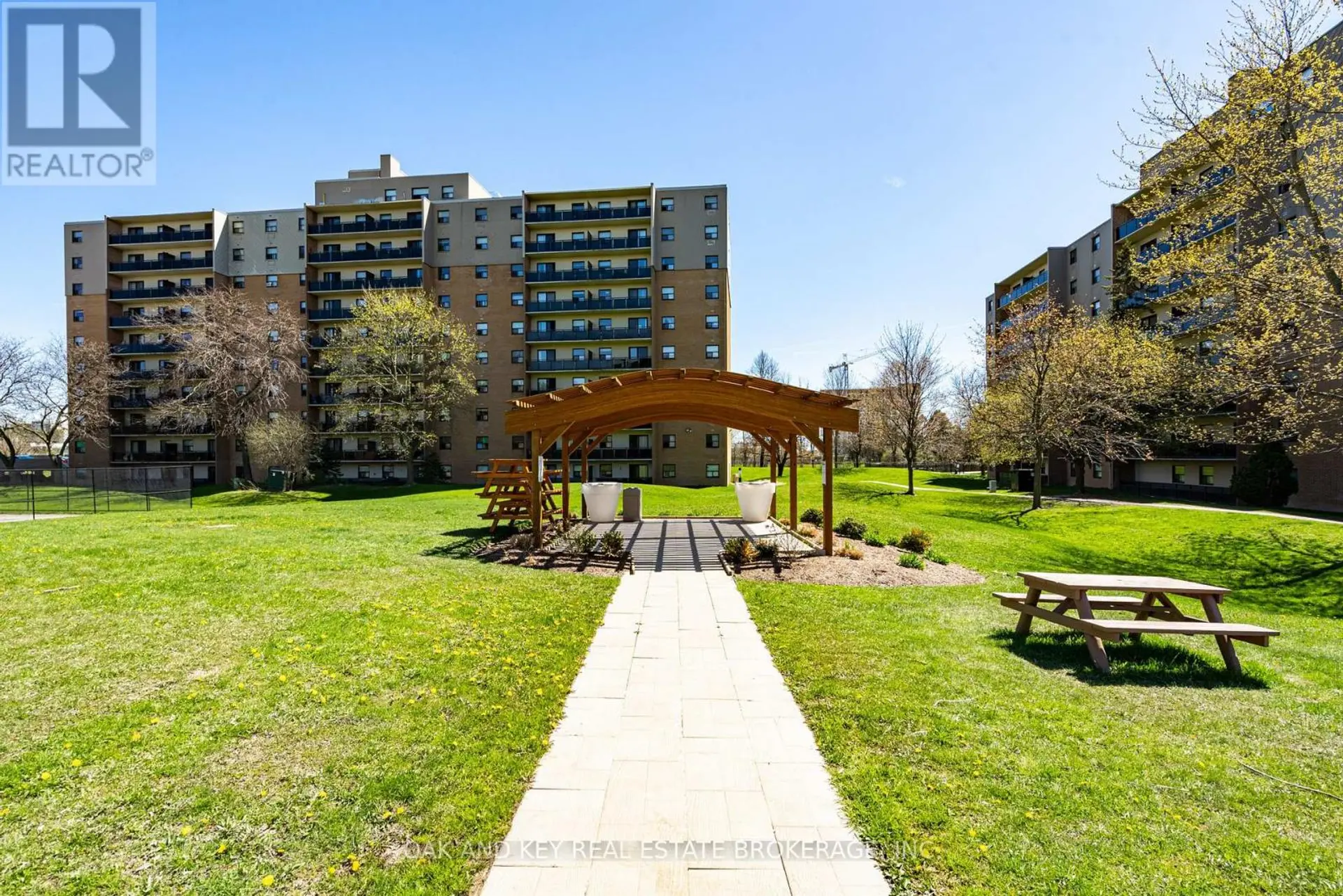 #1007 931 WONDERLAND RD ROAD S - Image 6