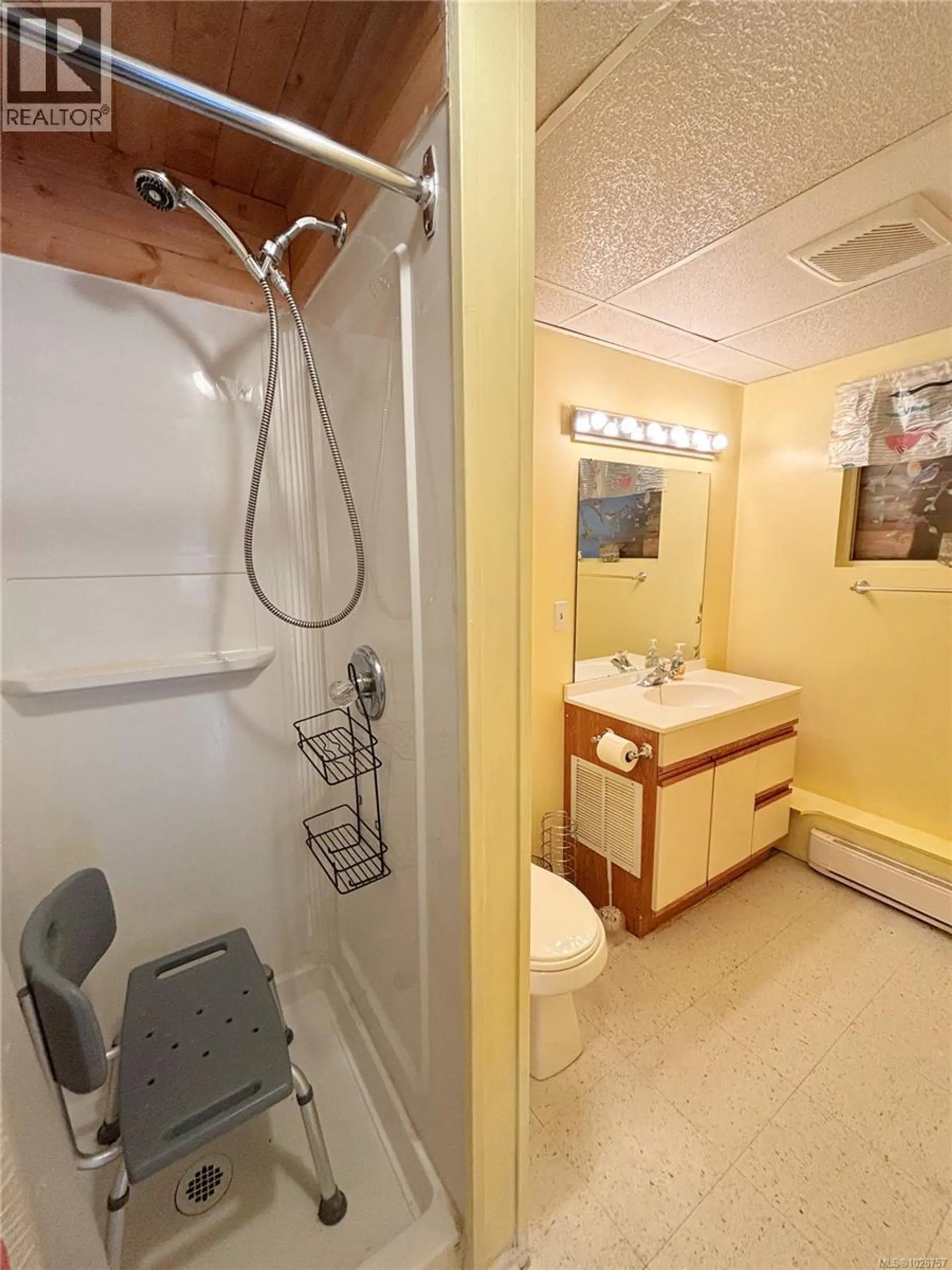 Property at 530 DOGWOOD DR, Gold River, BC