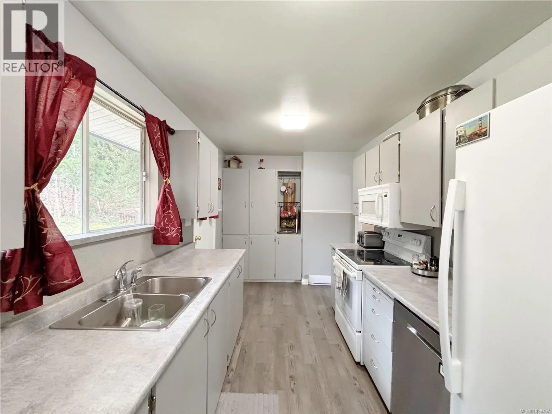 Property at 530 DOGWOOD DR, Gold River, BC