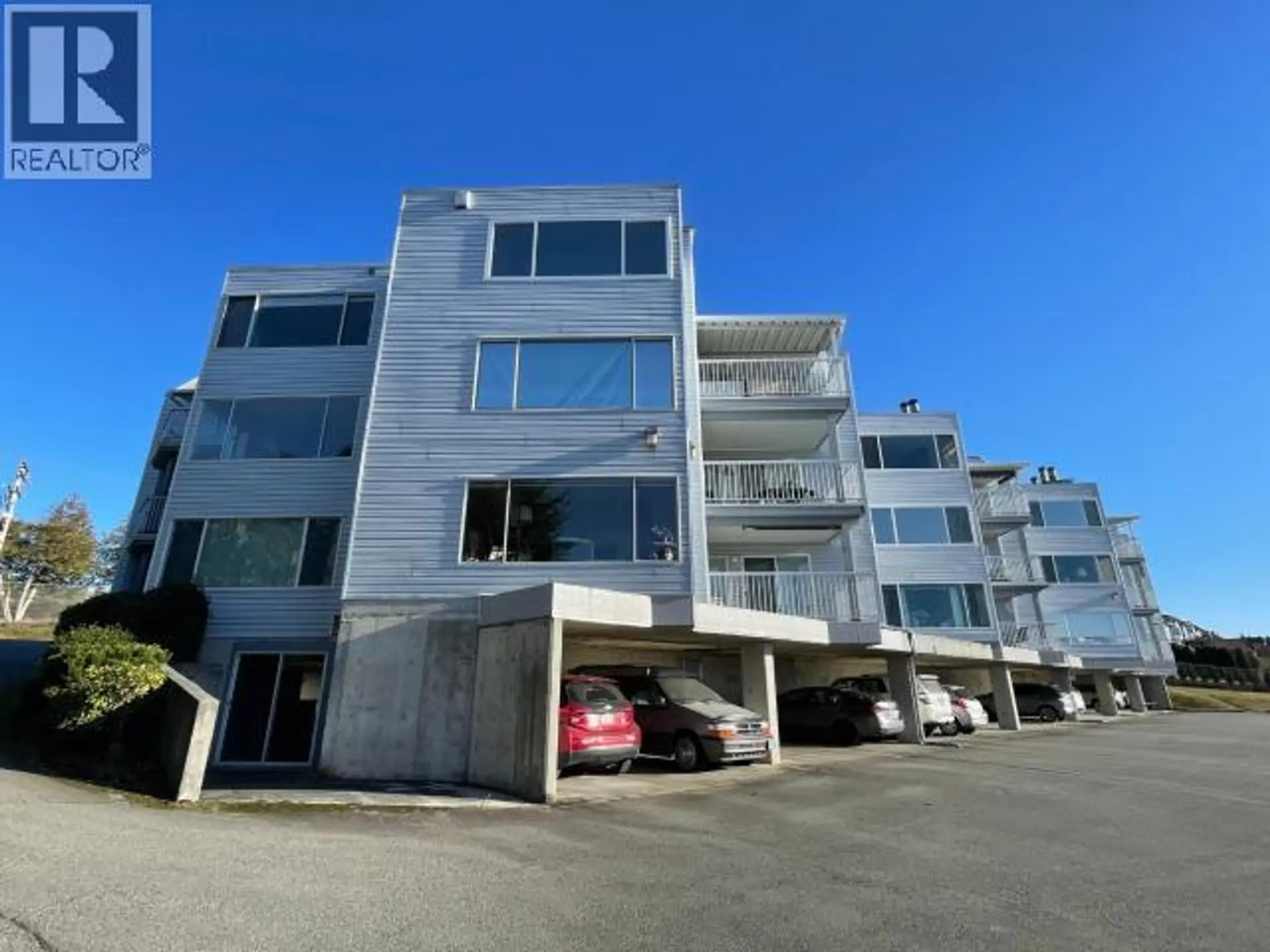 Property at #101 4421 ONTARIO AVE, Powell River, BC