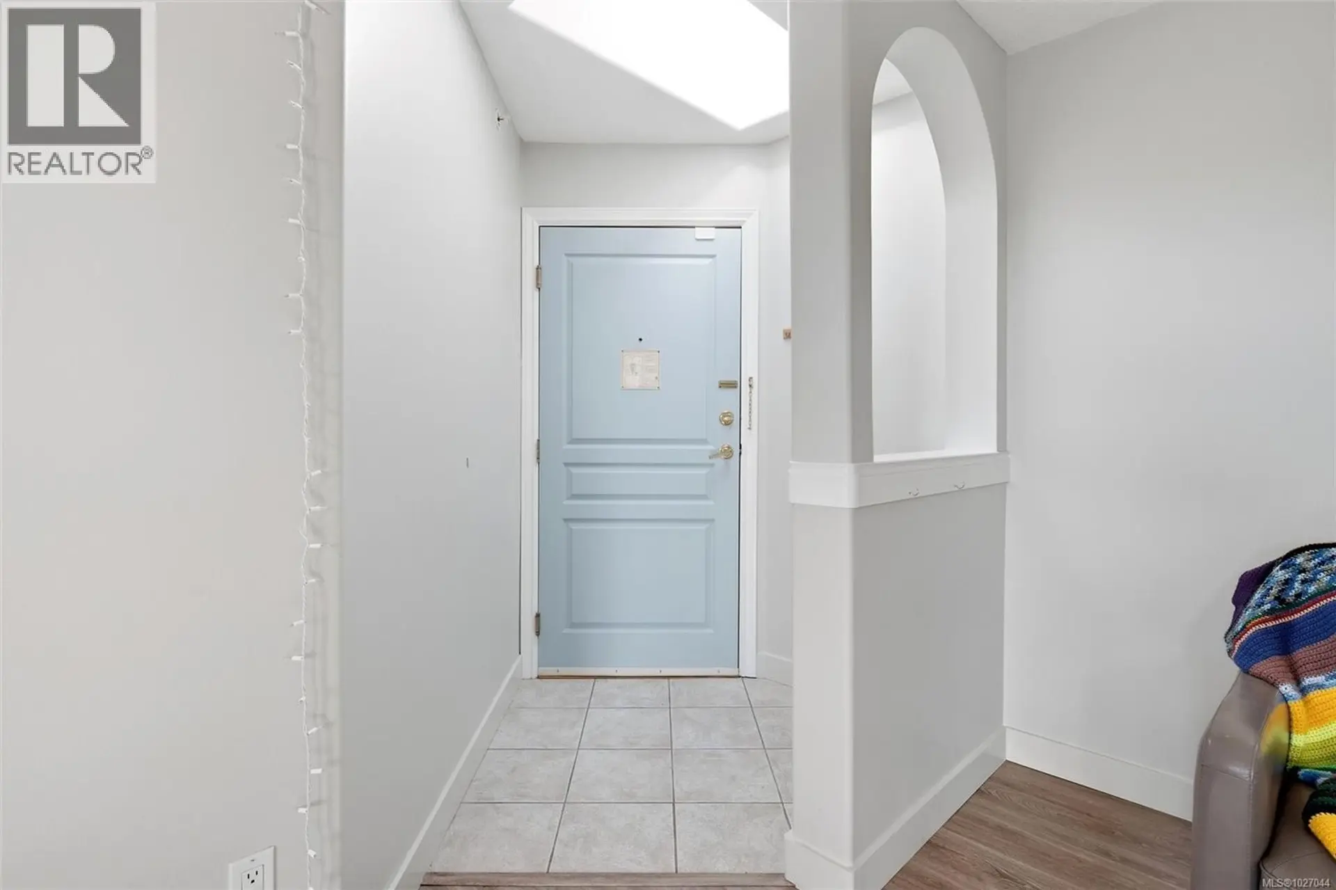 Property at #403 1580 CHRISTMAS AVE, Saanich, BC