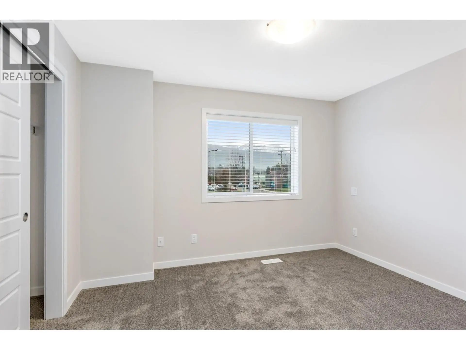 Property at #1 2081 11 AVENUE NE, Salmon Arm, BC