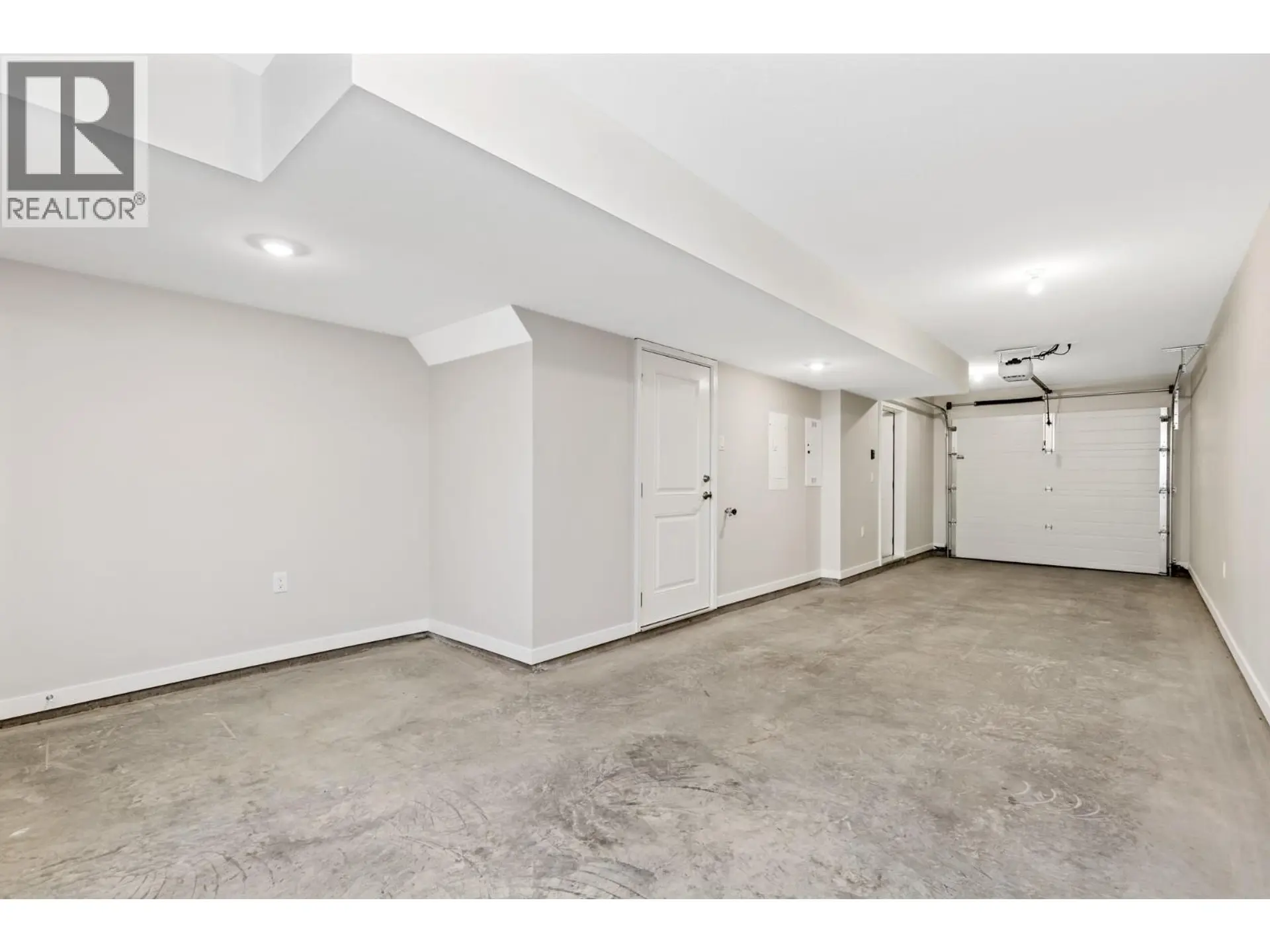 Property at #1 2081 11 AVENUE NE, Salmon Arm, BC