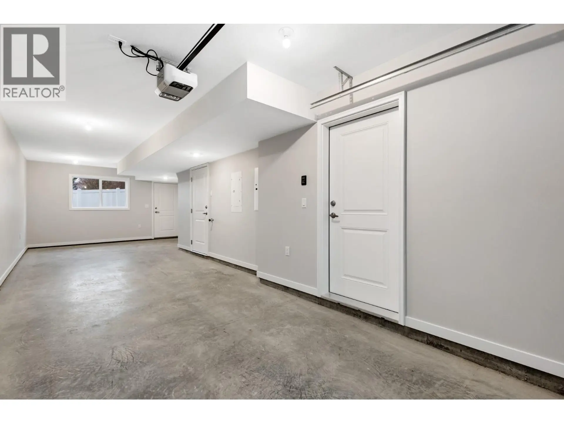 Property at #1 2081 11 AVENUE NE, Salmon Arm, BC