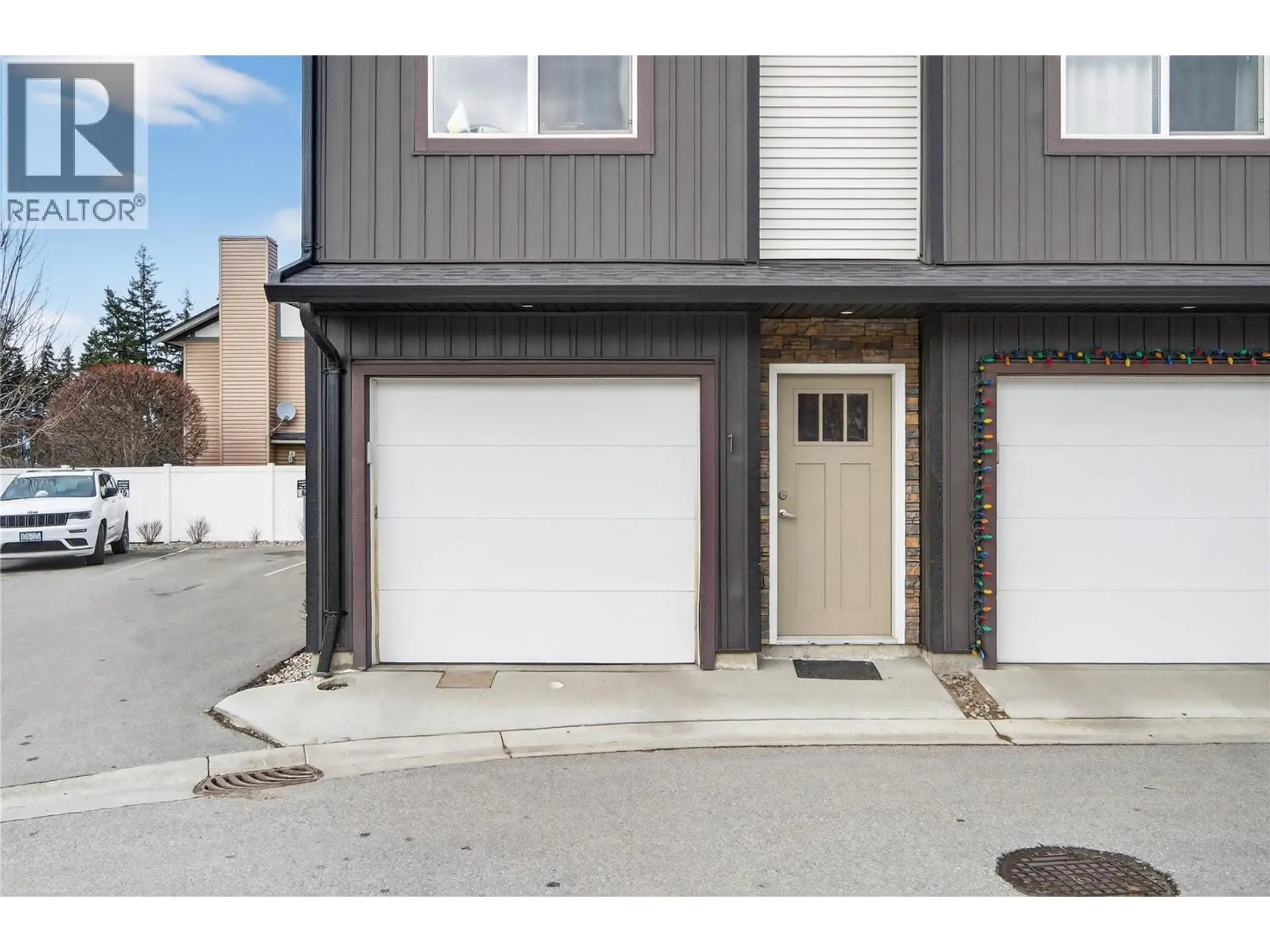 Property at #1 2081 11 AVENUE NE, Salmon Arm, BC